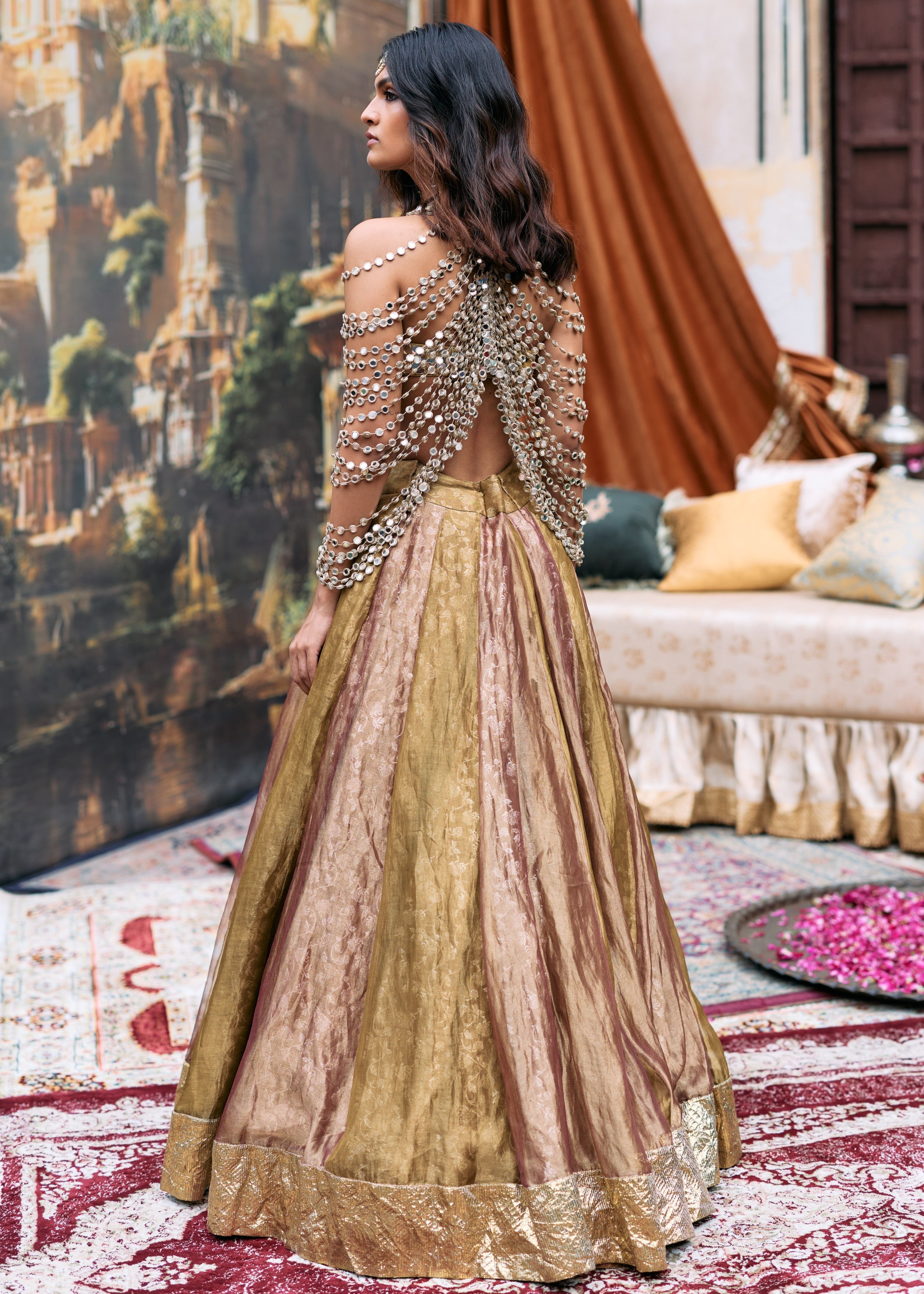 Pravarnika Lehenga Set