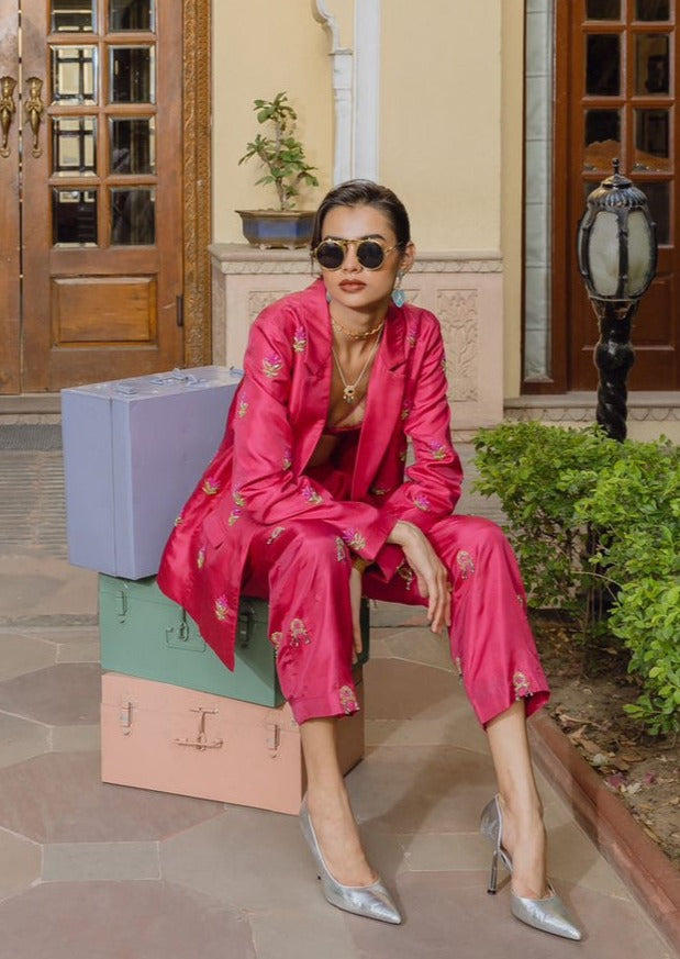 Viva Magenta Phool Jacket Set