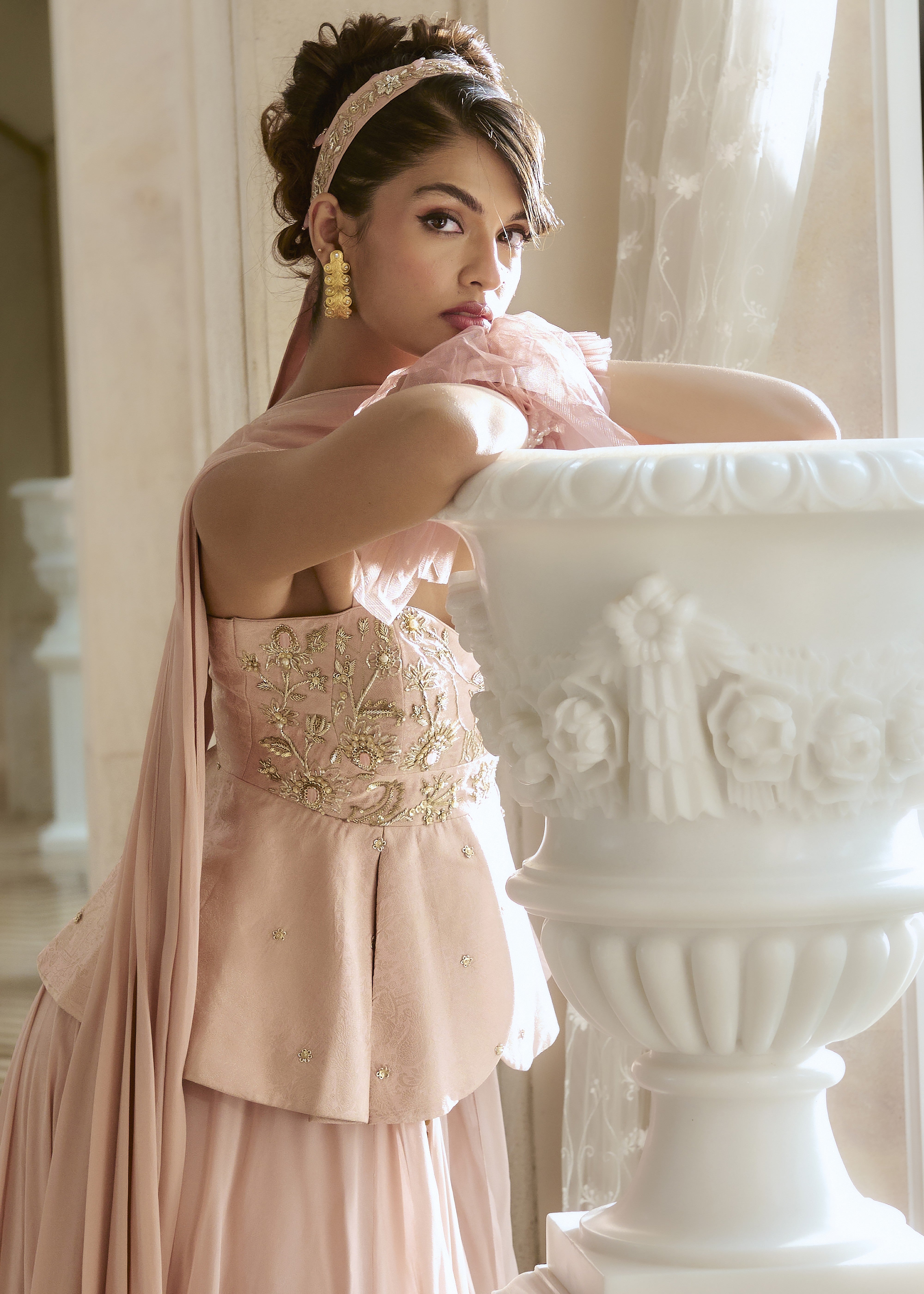 Paola Sari Set