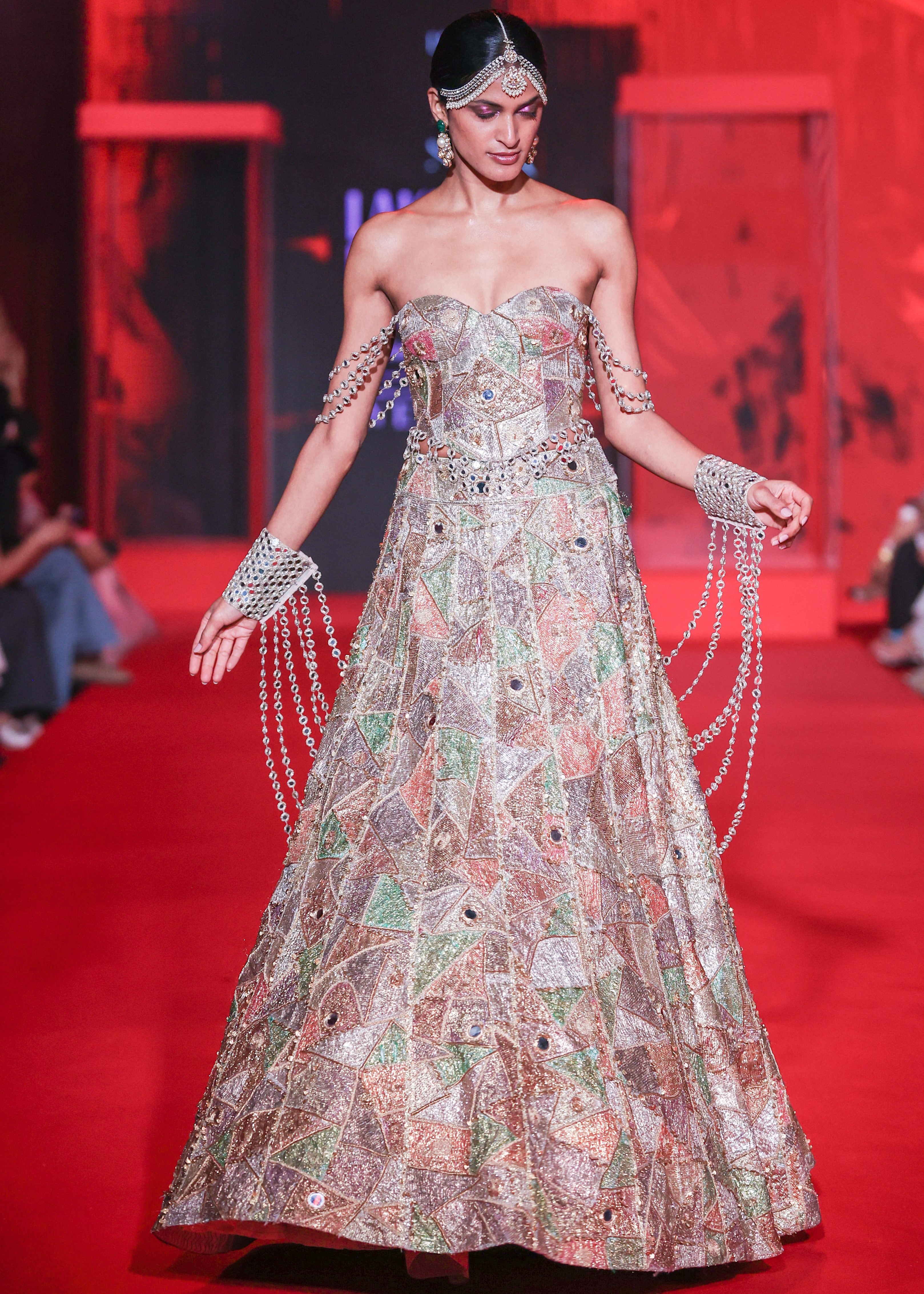 Pravanya Lehenga Set