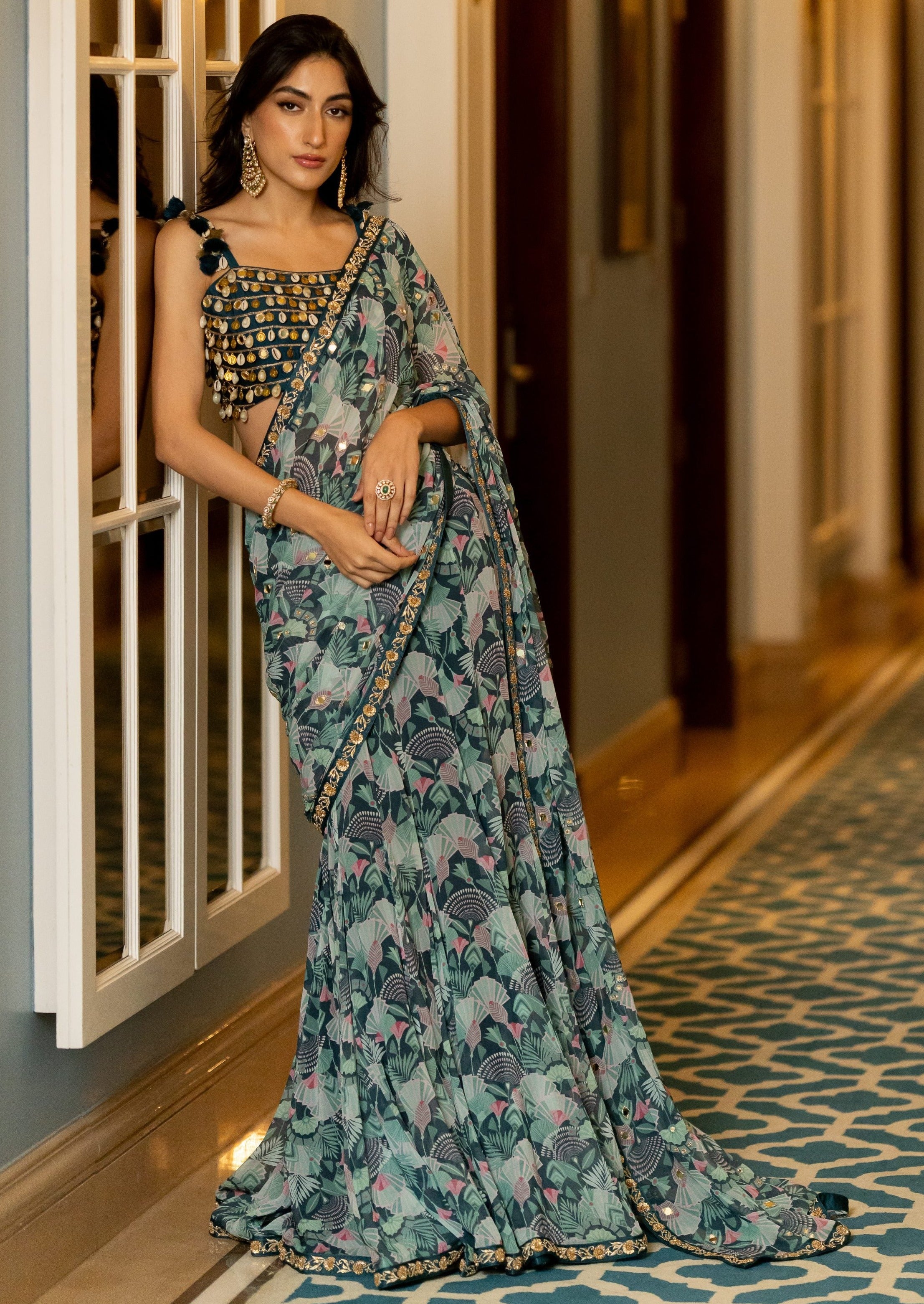 Geometric Floral Print Kowri Shell Blouse Sari Set