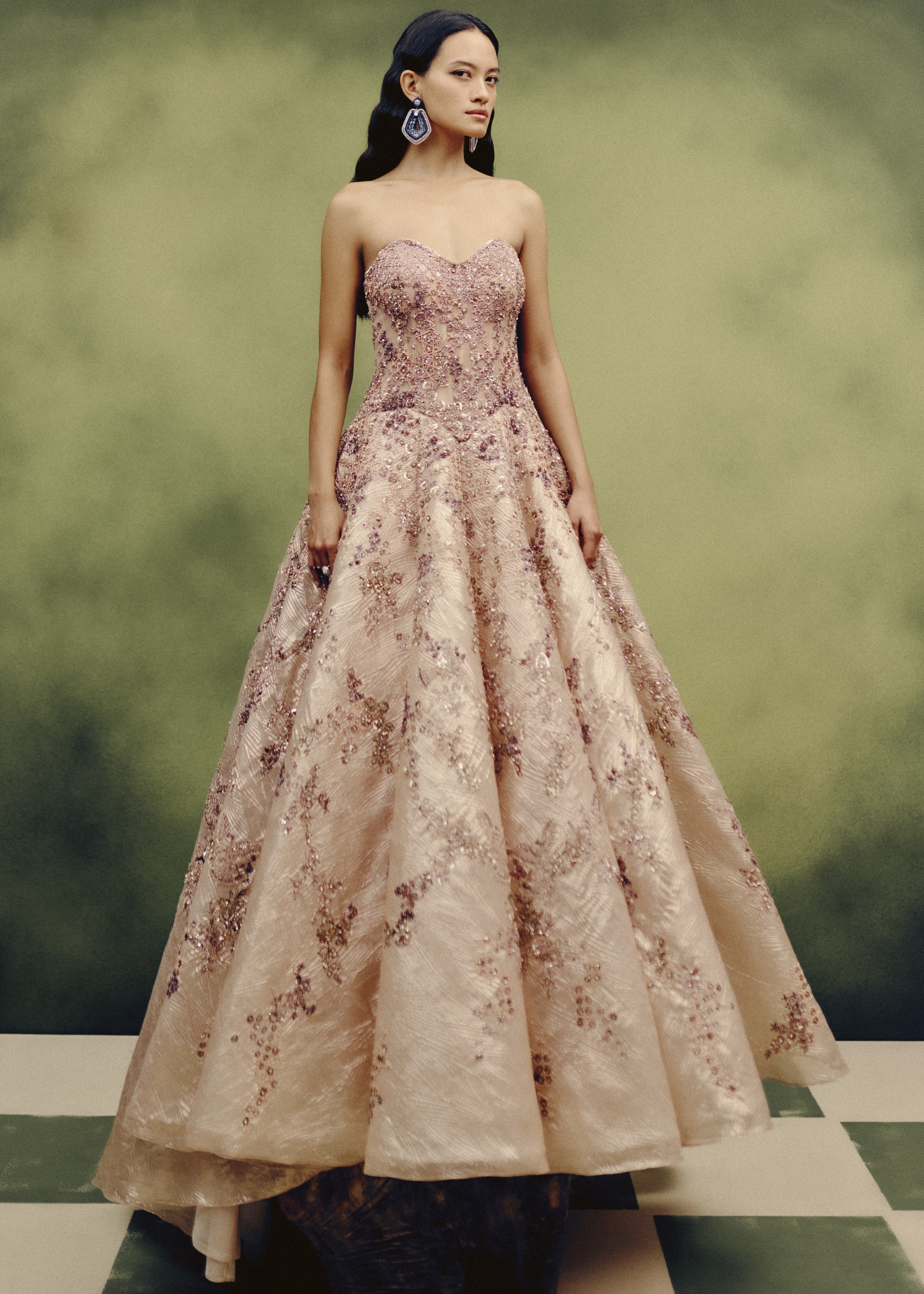 Aurum Éclat Gown