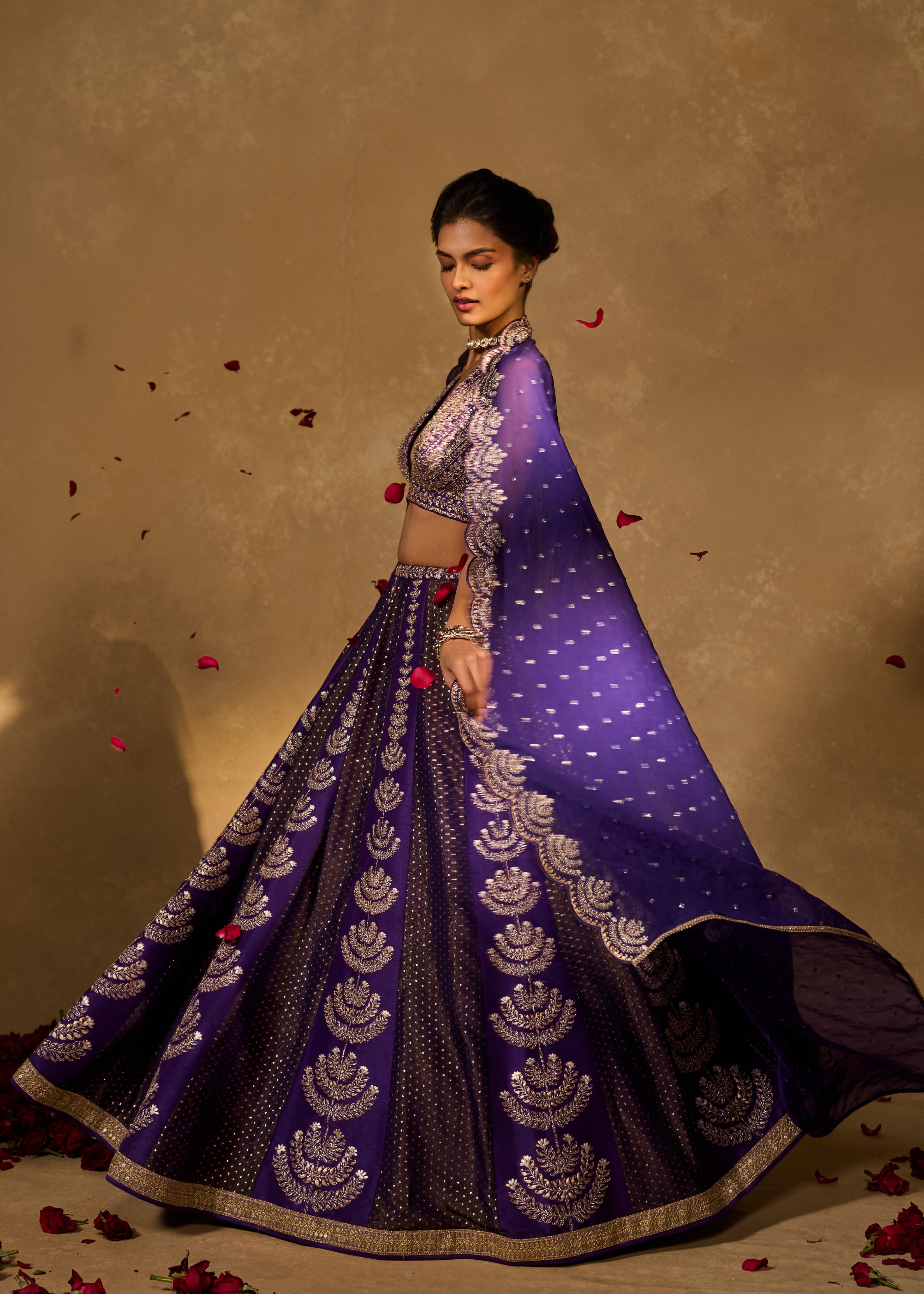 Maitri Lehenga