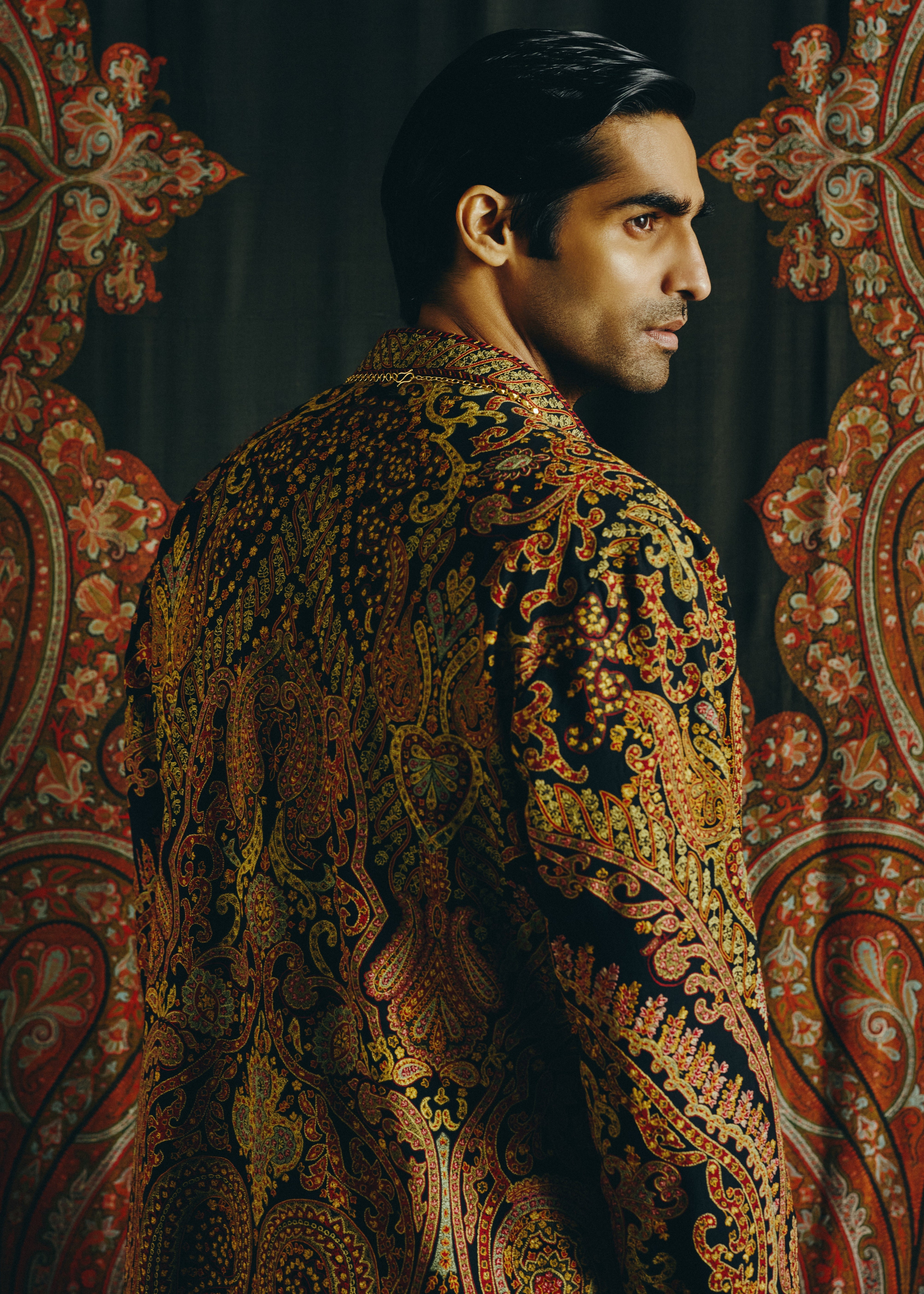 Nocturne Kashida Kurta And Farsi Pajama Set