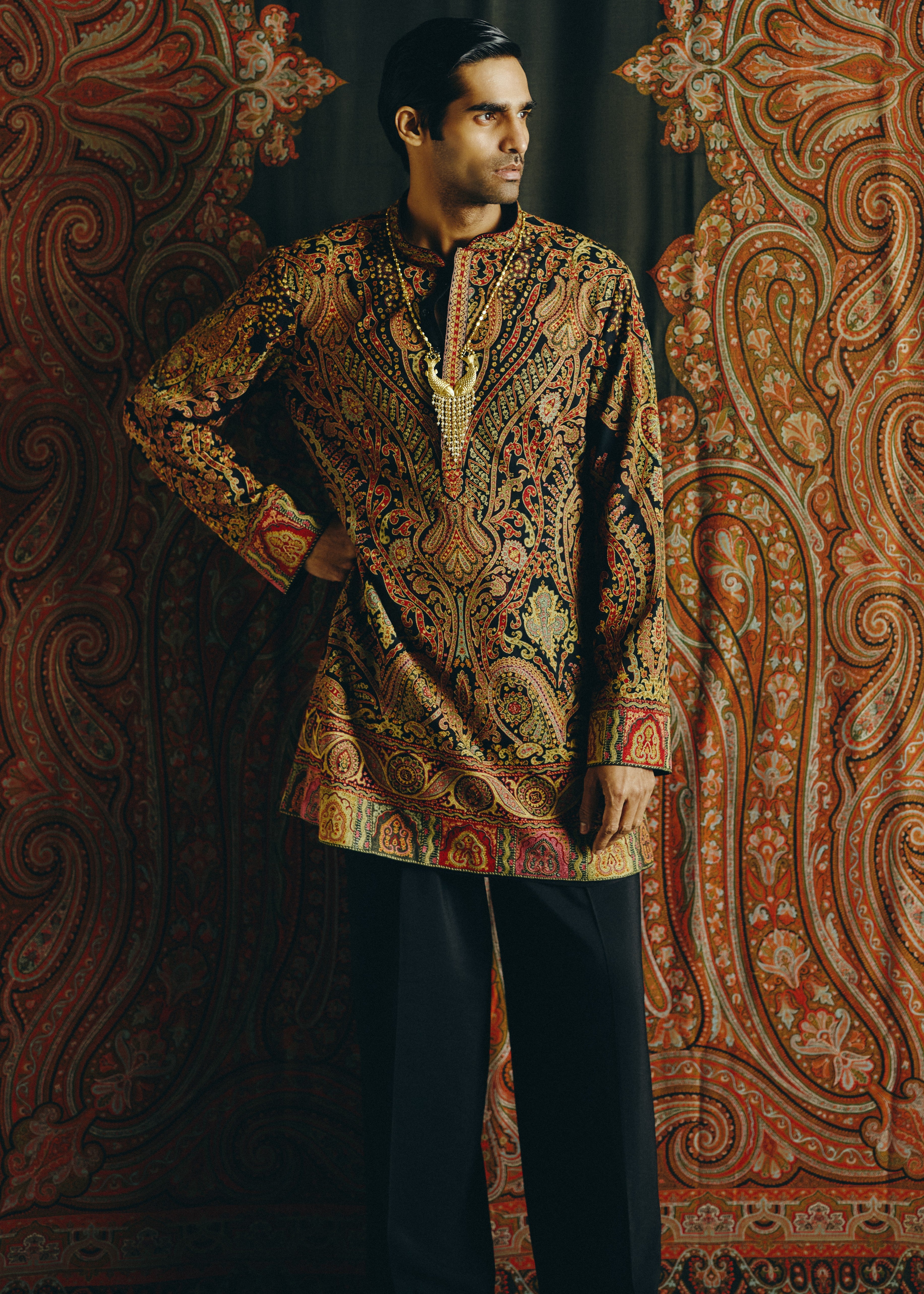 Nocturne Kashida Kurta And Farsi Pajama Set