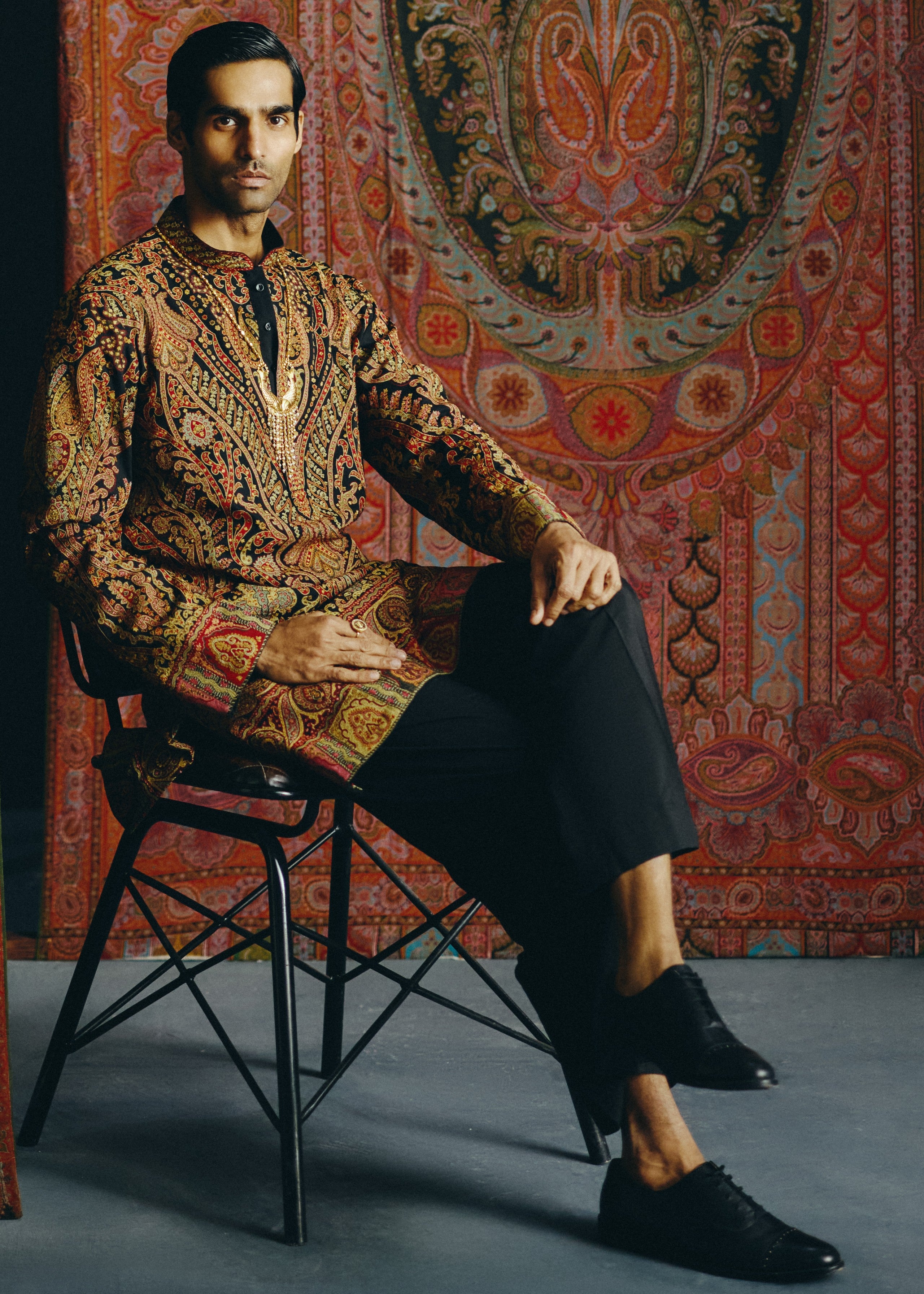 Nocturne Kashida Kurta And Farsi Pajama Set