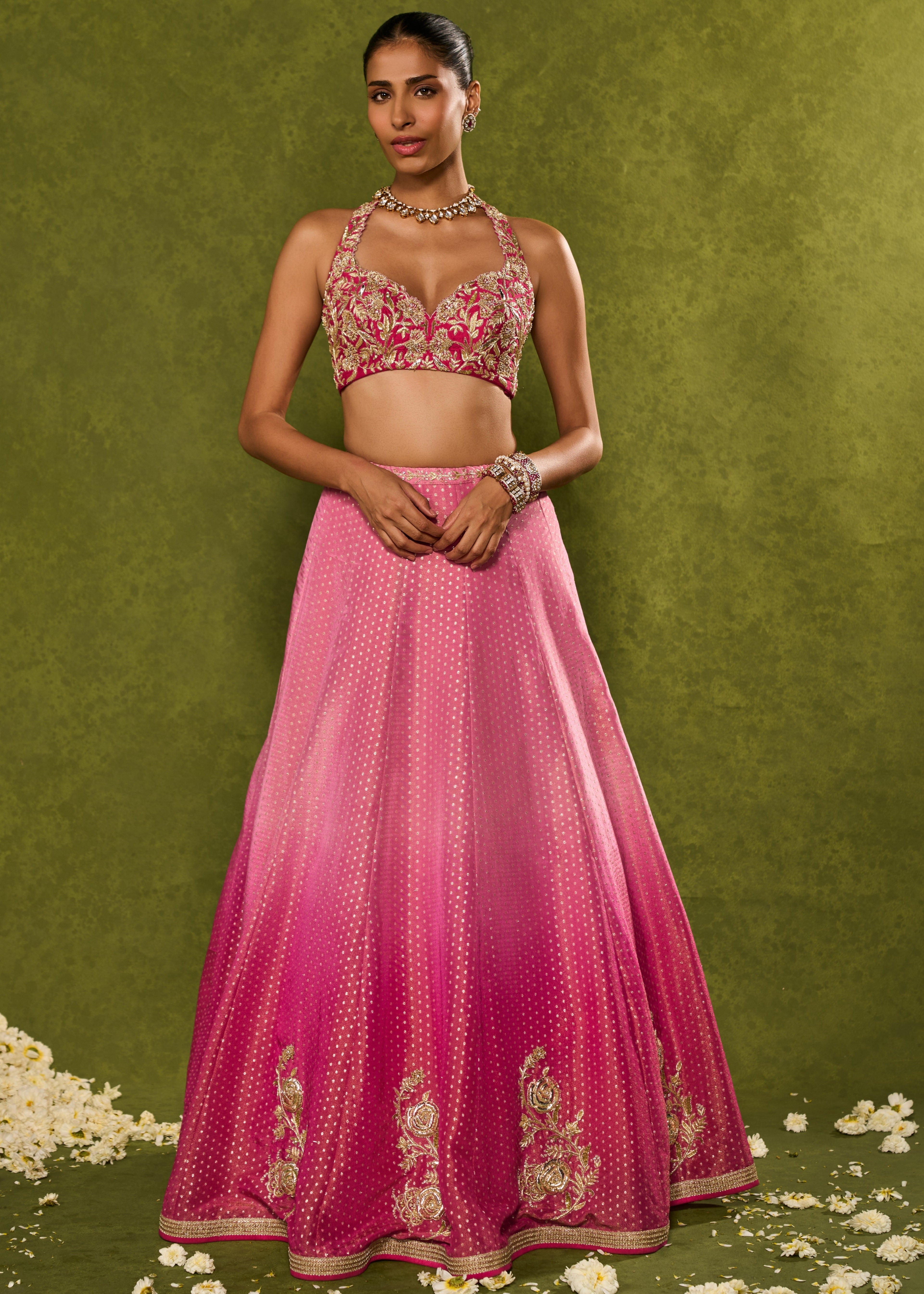 Inara Lehenga