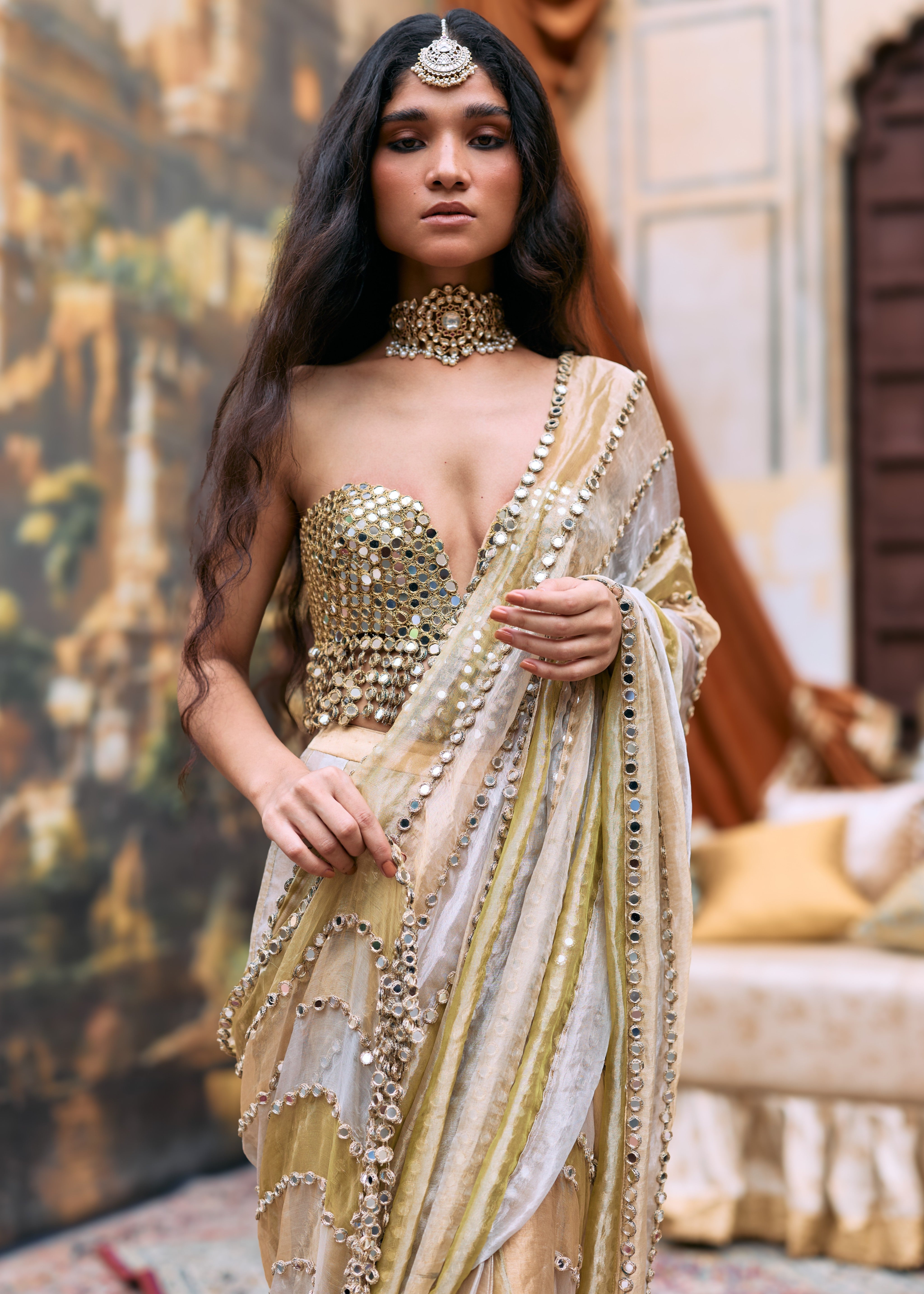 Kanakjyoti Sari Set