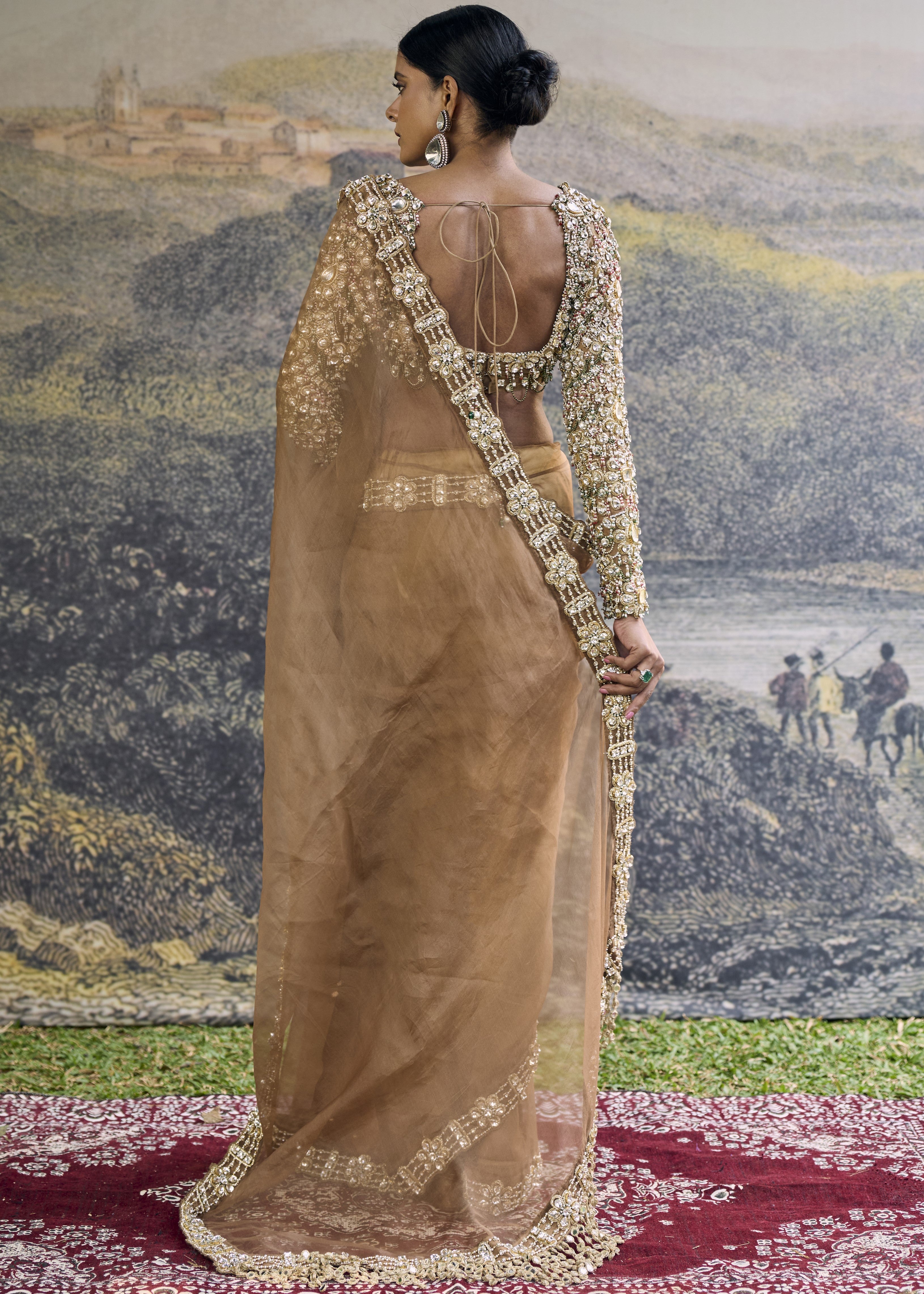 Varnika Sari Set