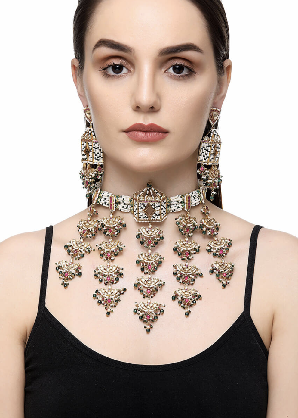 Smanna Necklace Set