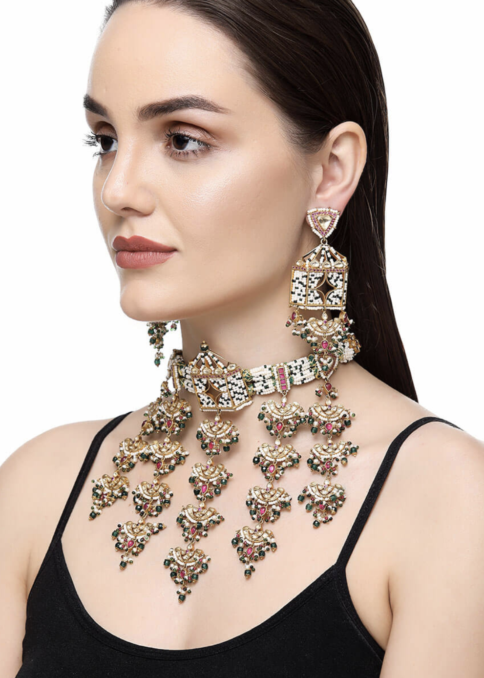 Smanna Necklace Set
