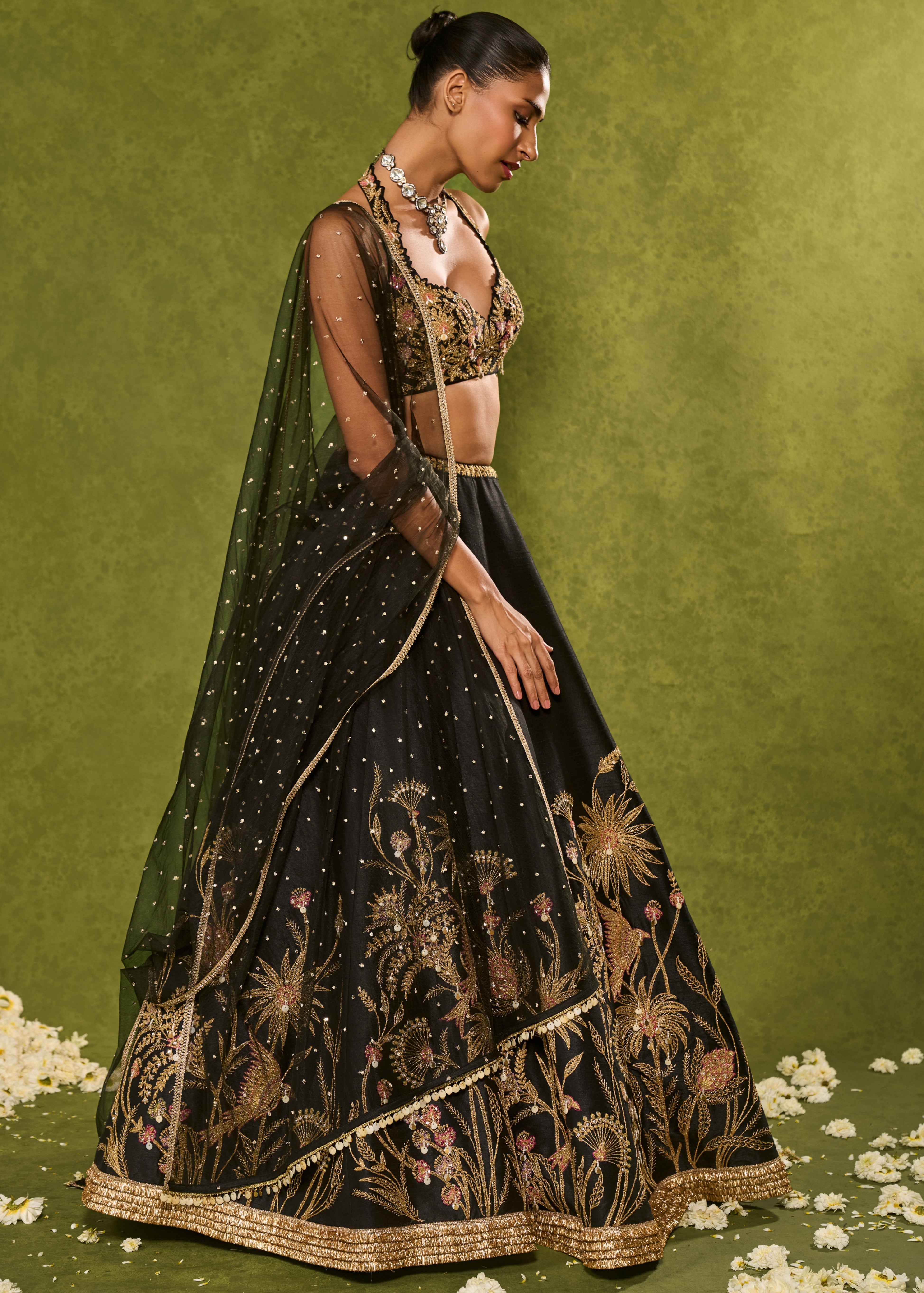 Huda Lehenga