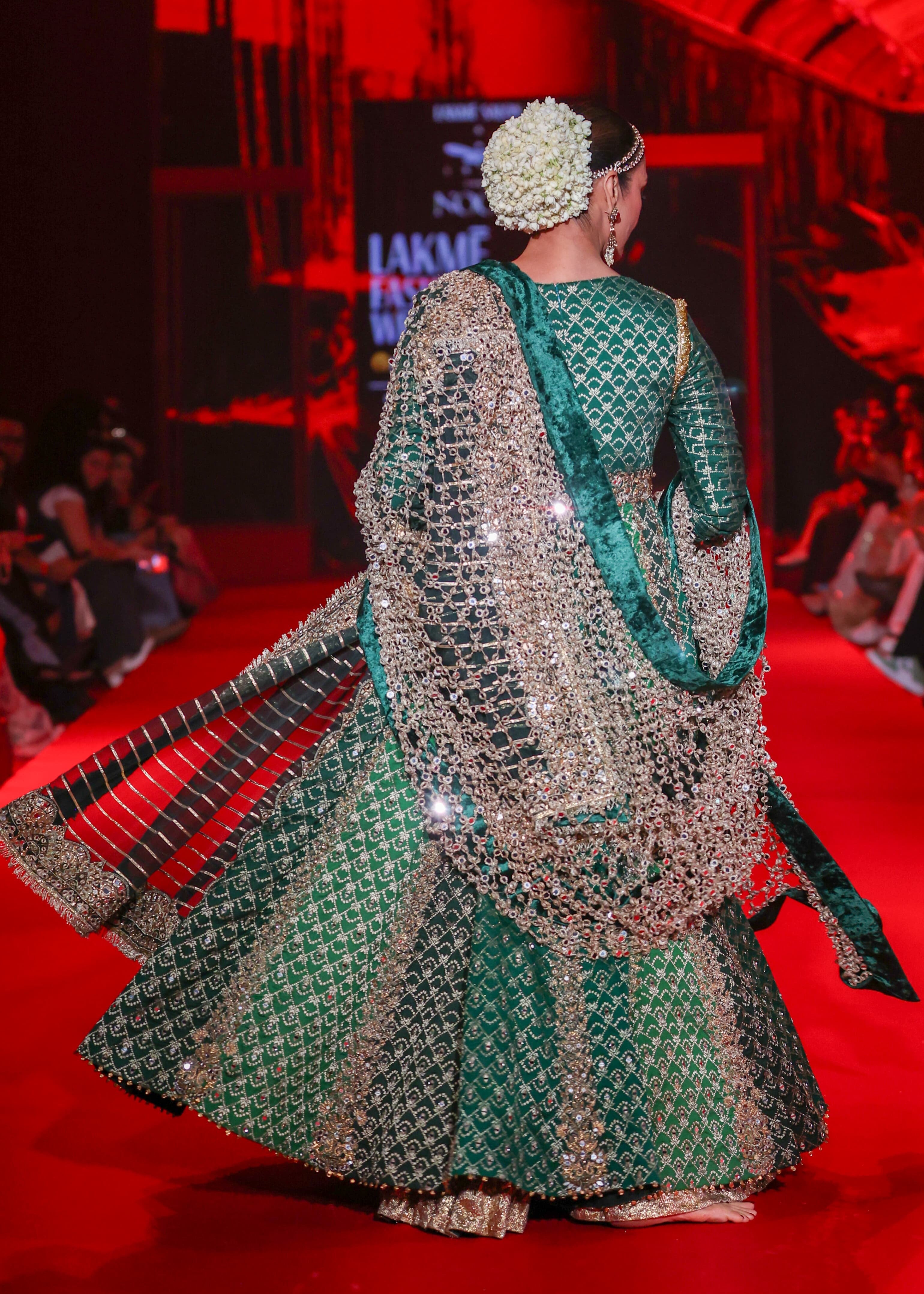 Vaidurya Anarkali Set
