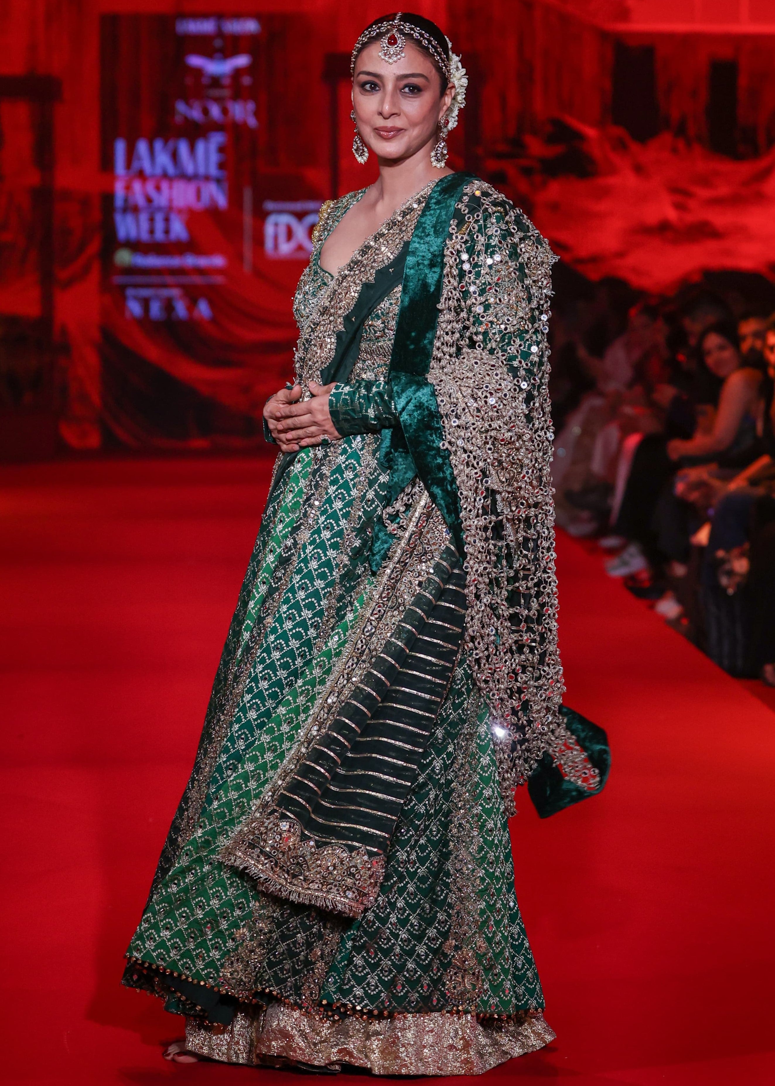 Vaidurya Anarkali Set