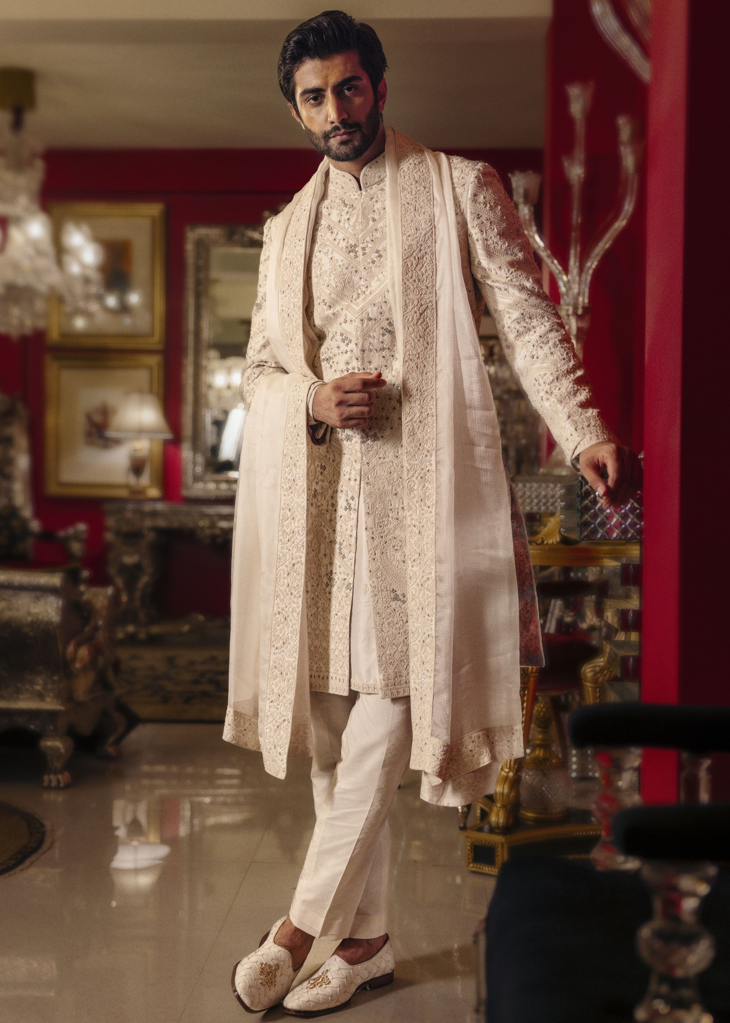 Taaren Sherwani