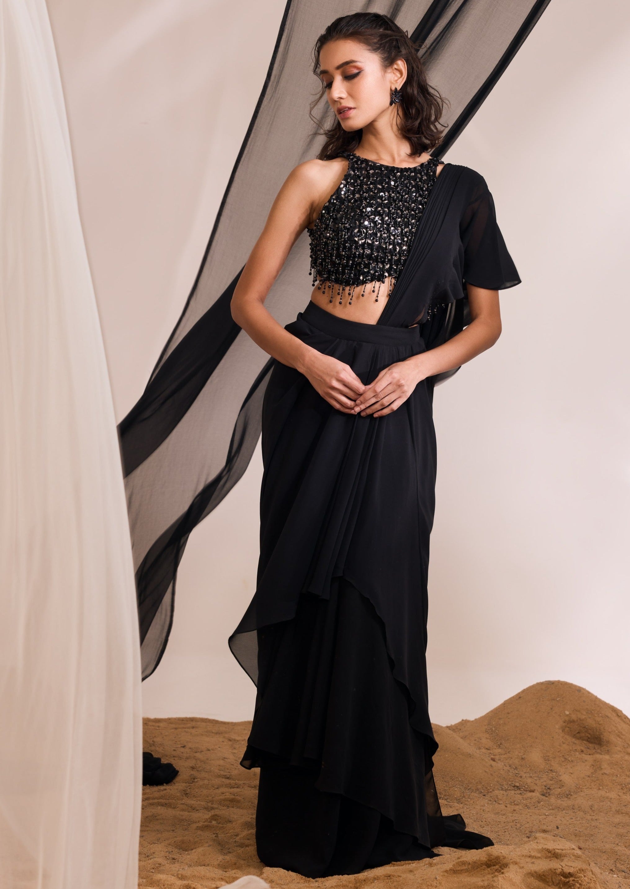 Black Hailey Sari