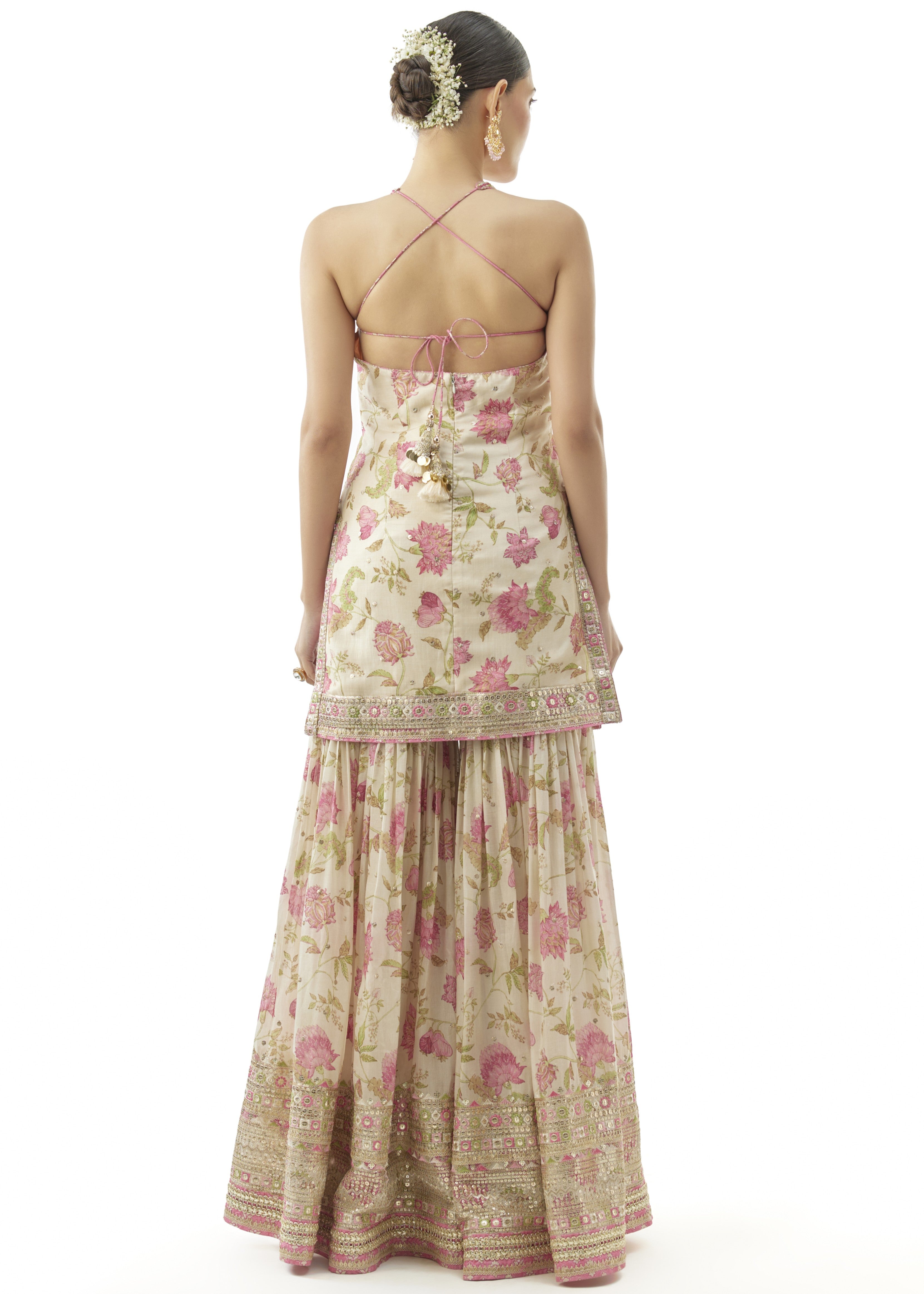 Ivory Dhvanika Halter Set
