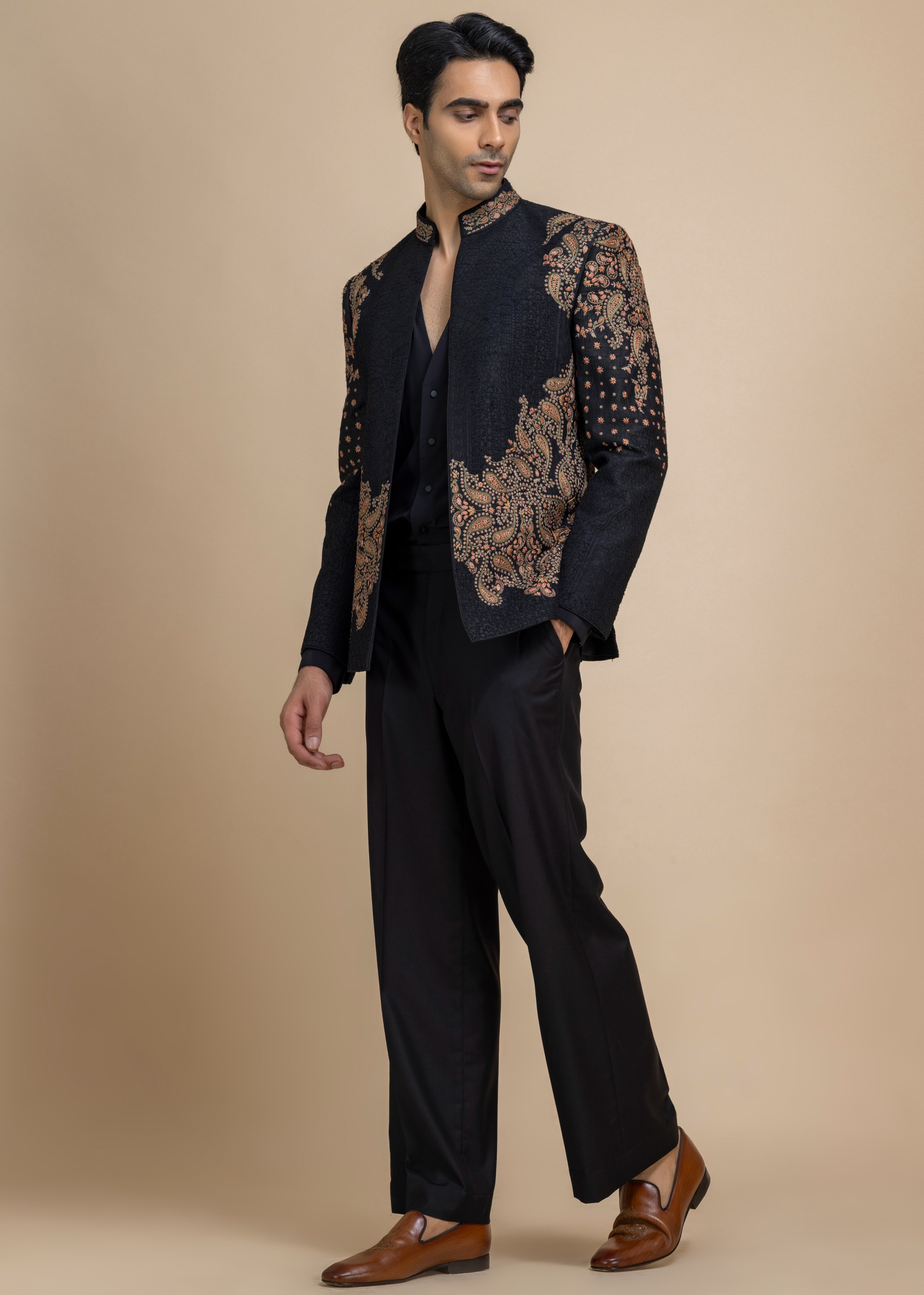 Kaashnoir Jacket, Shirt & Pant Set