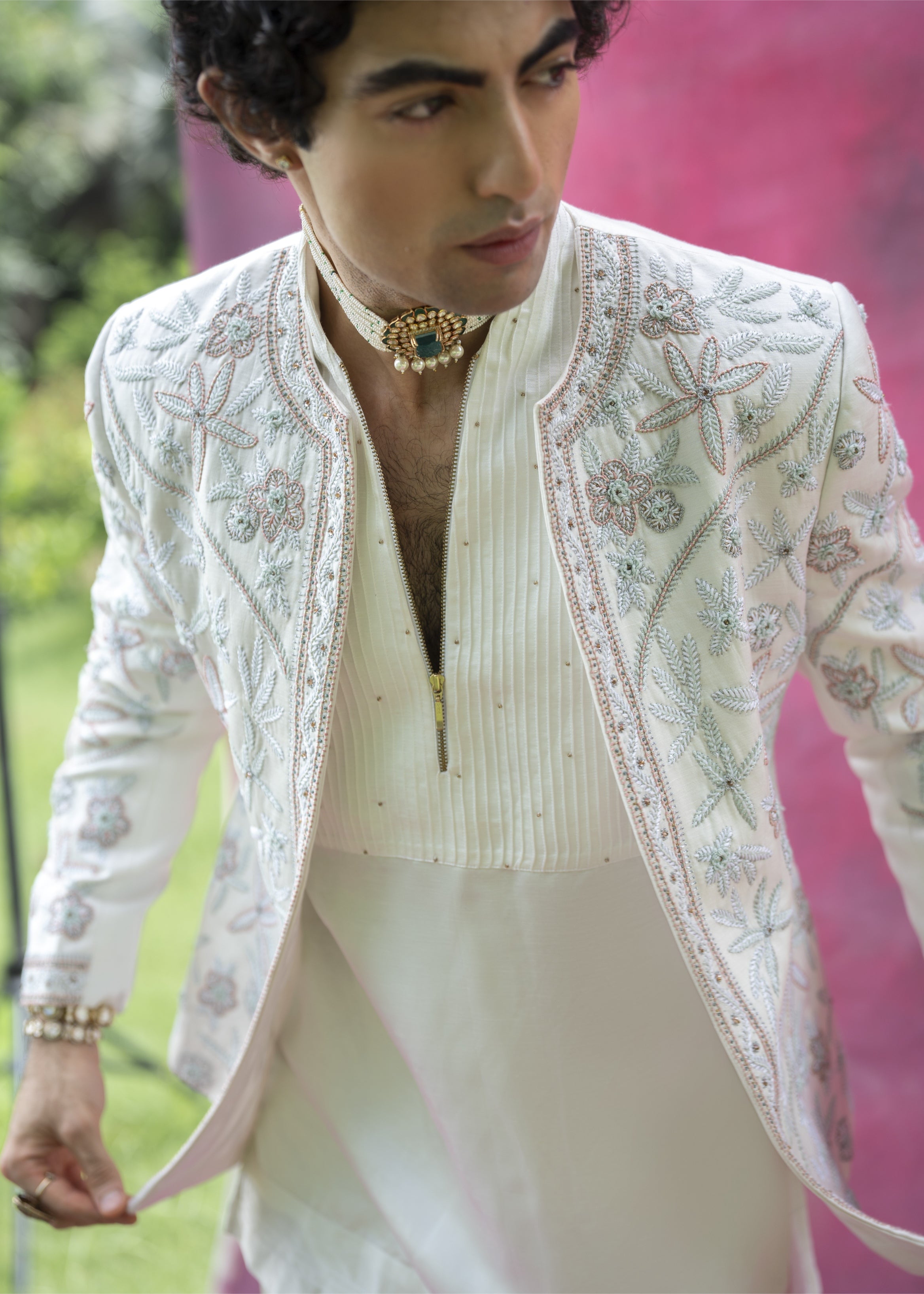 White Dahlia Kurta Set