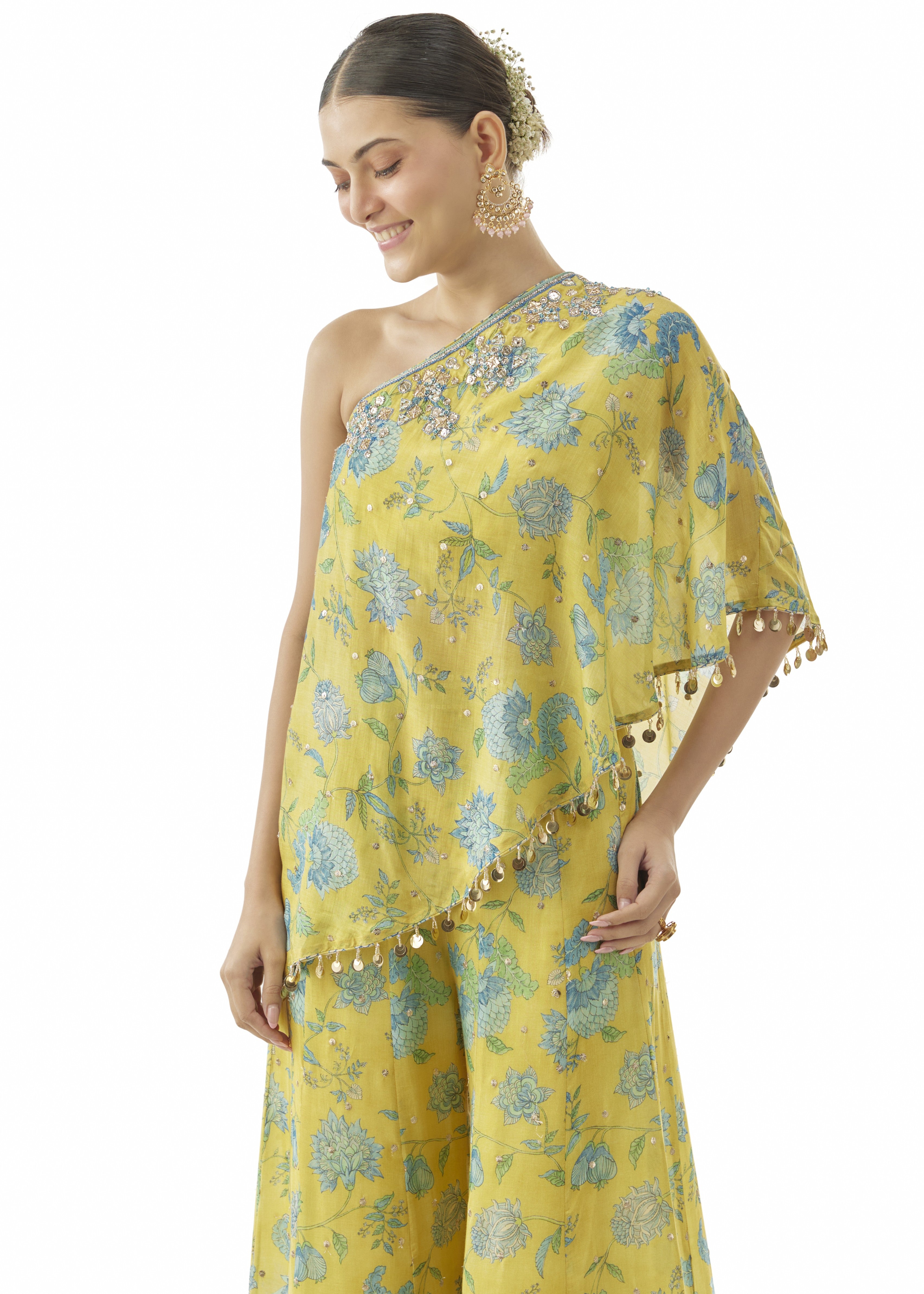 Vanshita One-Shoulder Set
