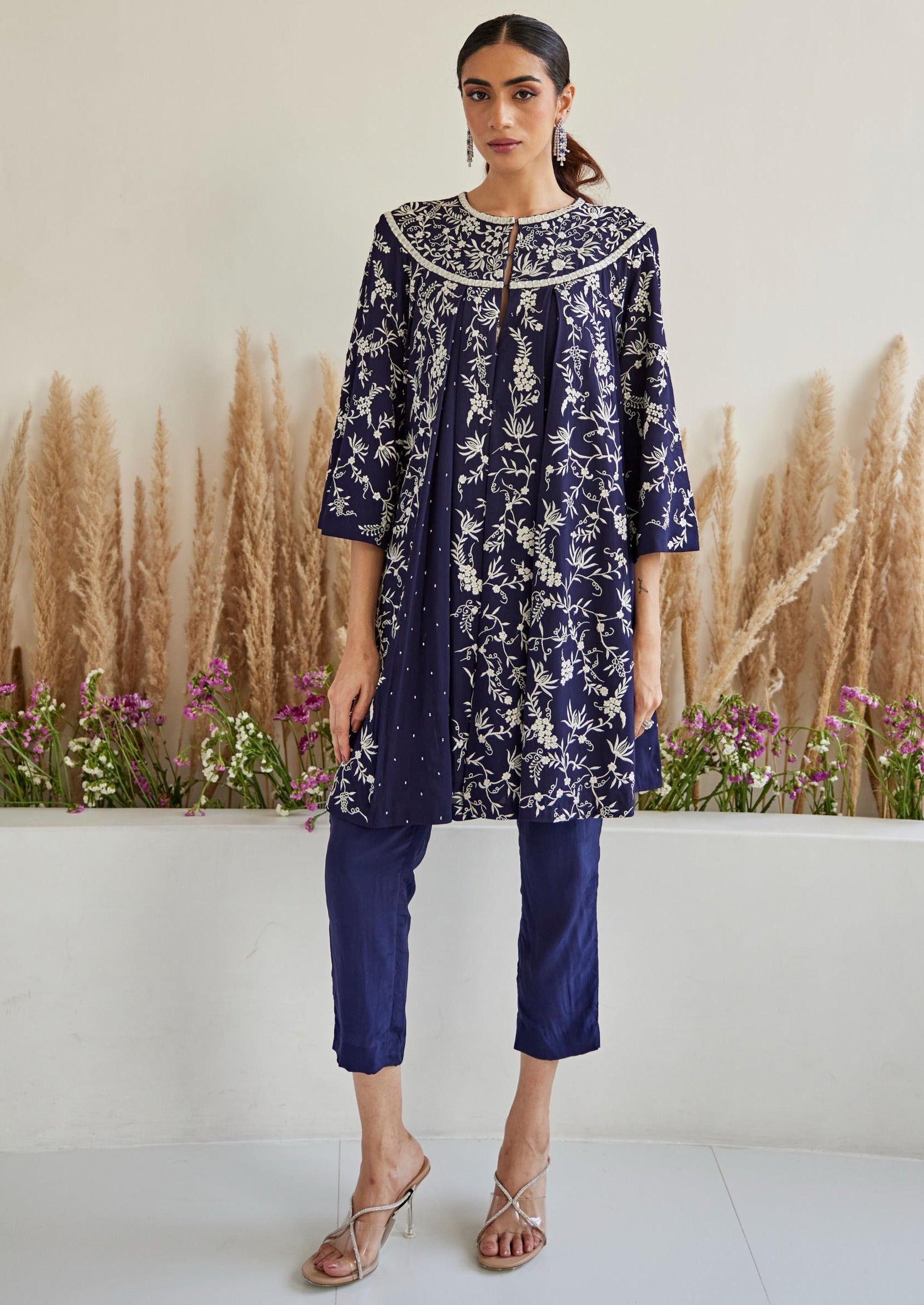 embroidered panel dress Marsy Bust Panel Embroidered Mini Dress – MAC Collection main image 0