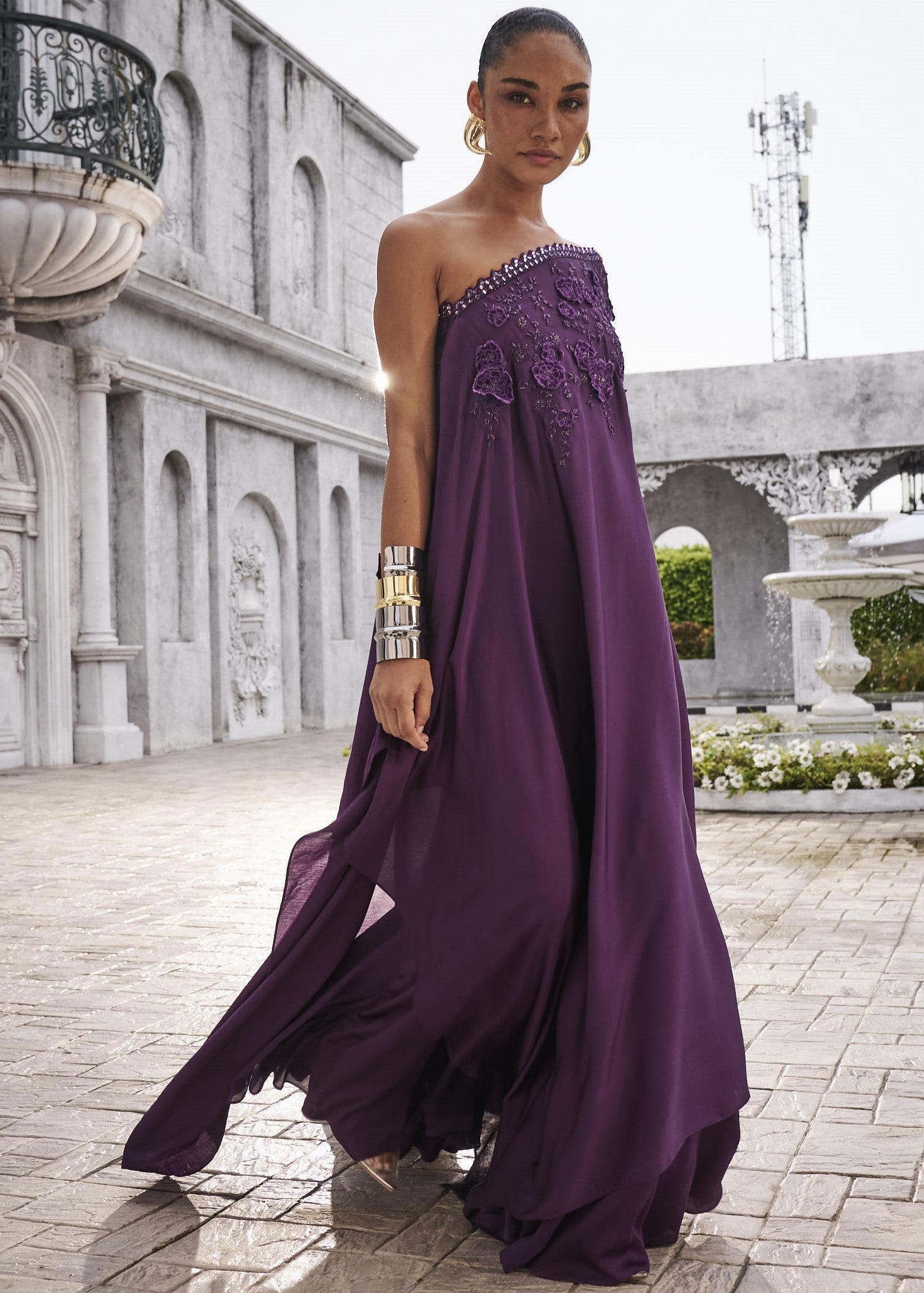 Wine OneSh oulder Cape