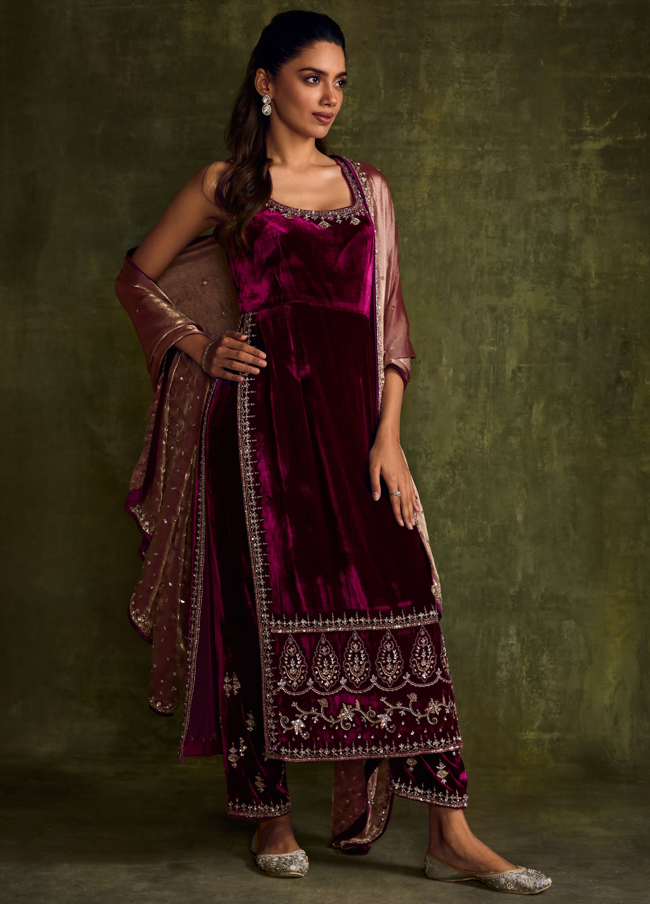 Mulberry Velvet High Slit Kurta And Pants Set