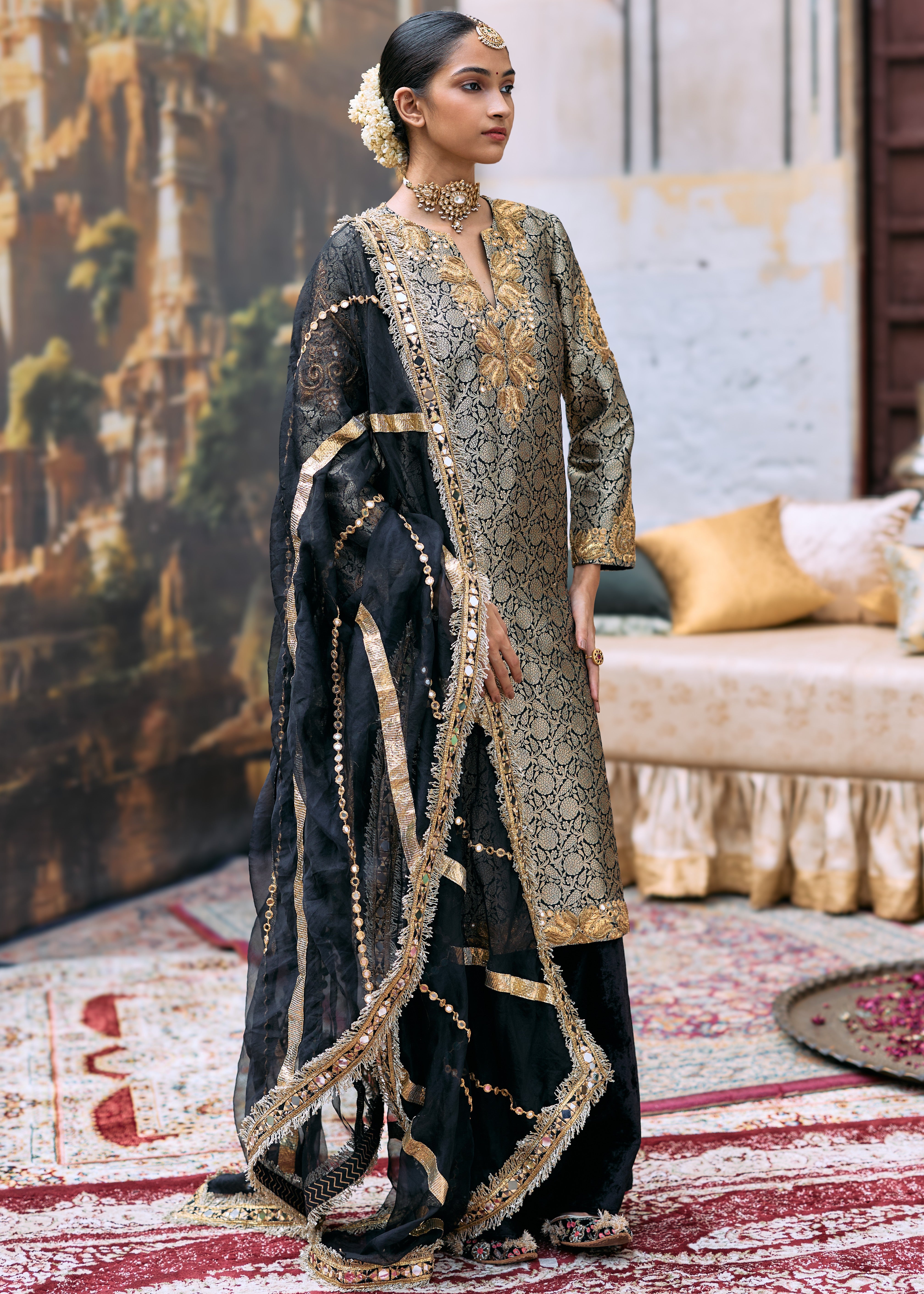 Mrinmayi Suit