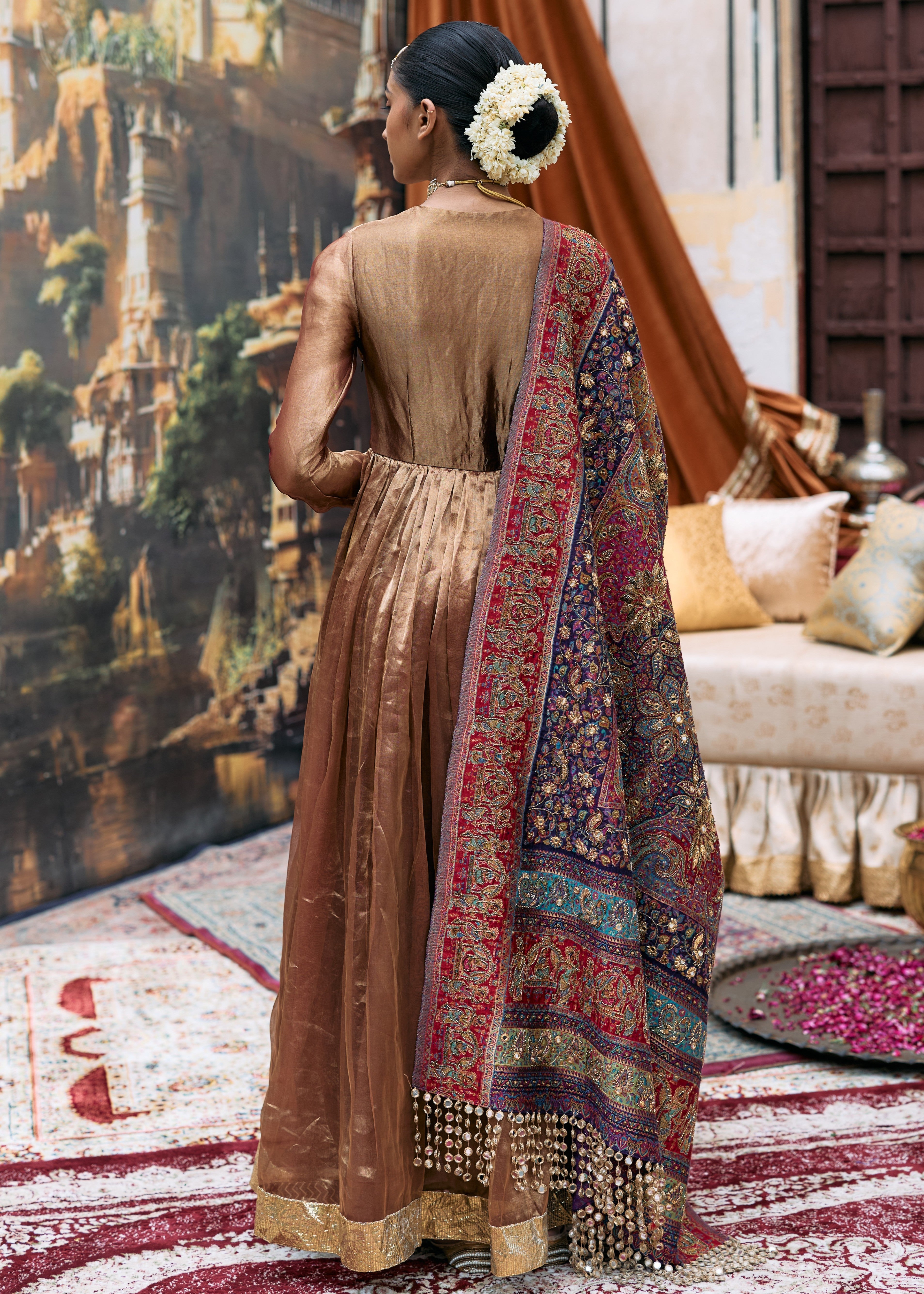 Kanthi Anarkali And Jamawaar Shawl Set
