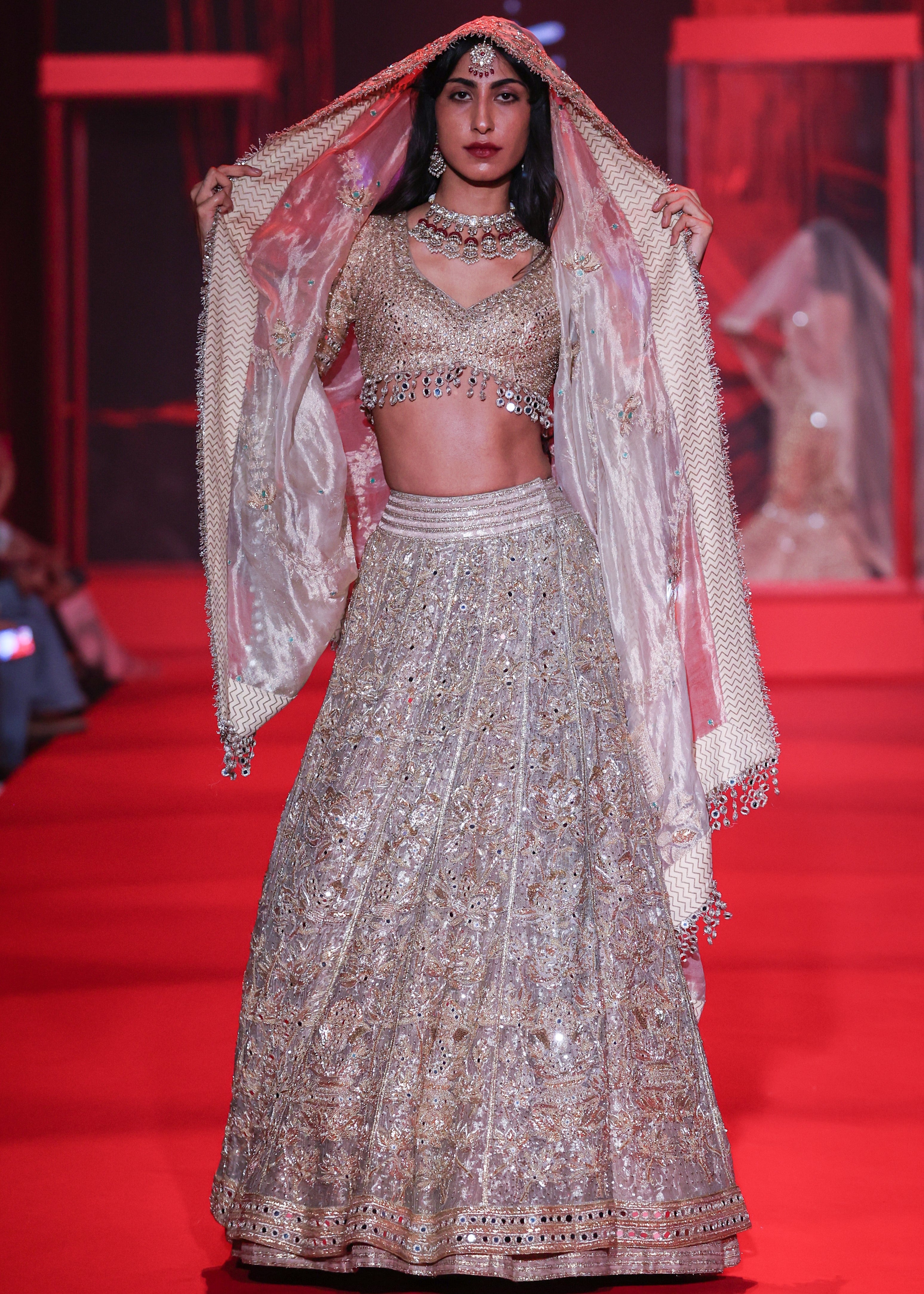 Mangalmurti Lehenga