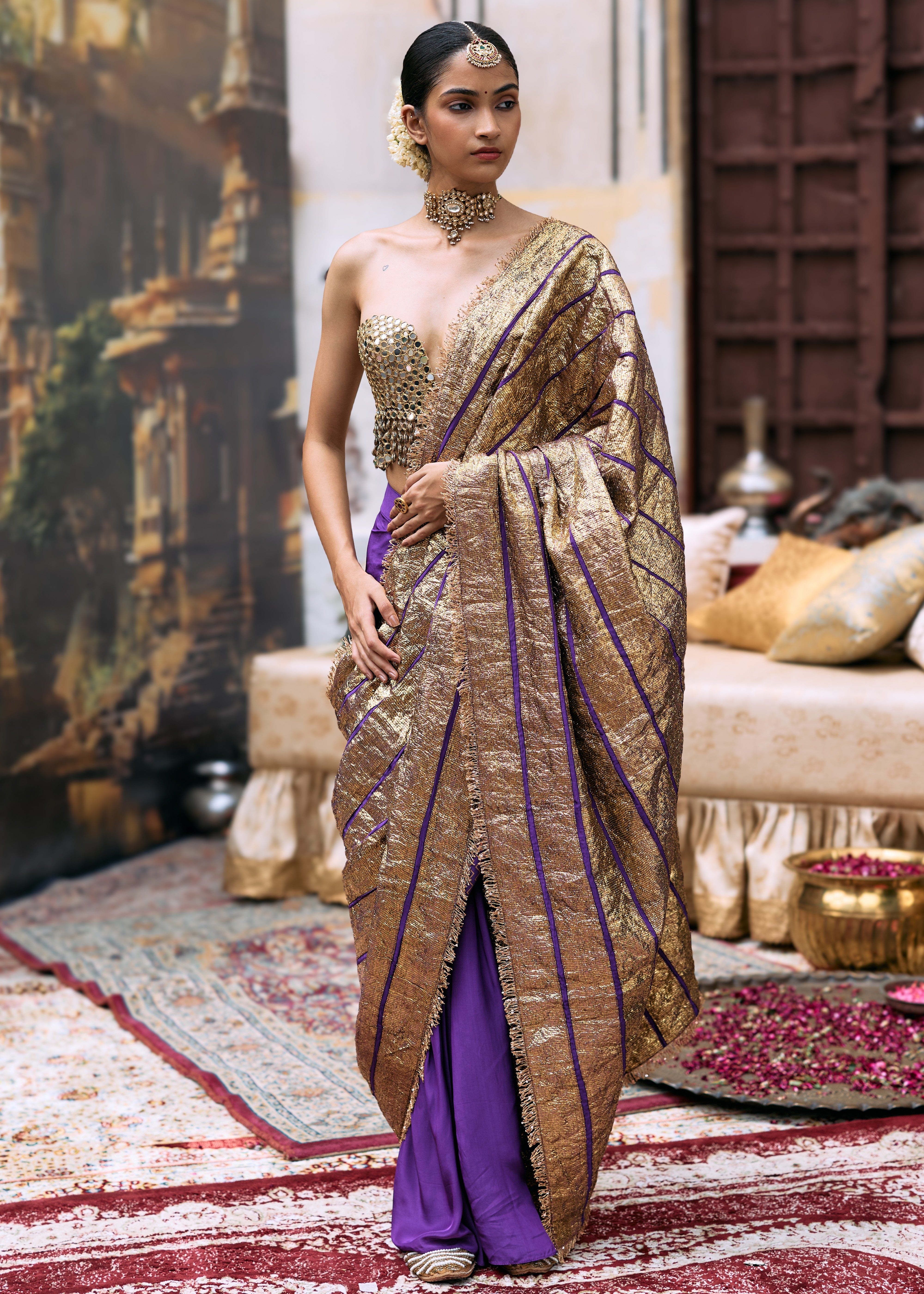 Svarnaalata Sari Set