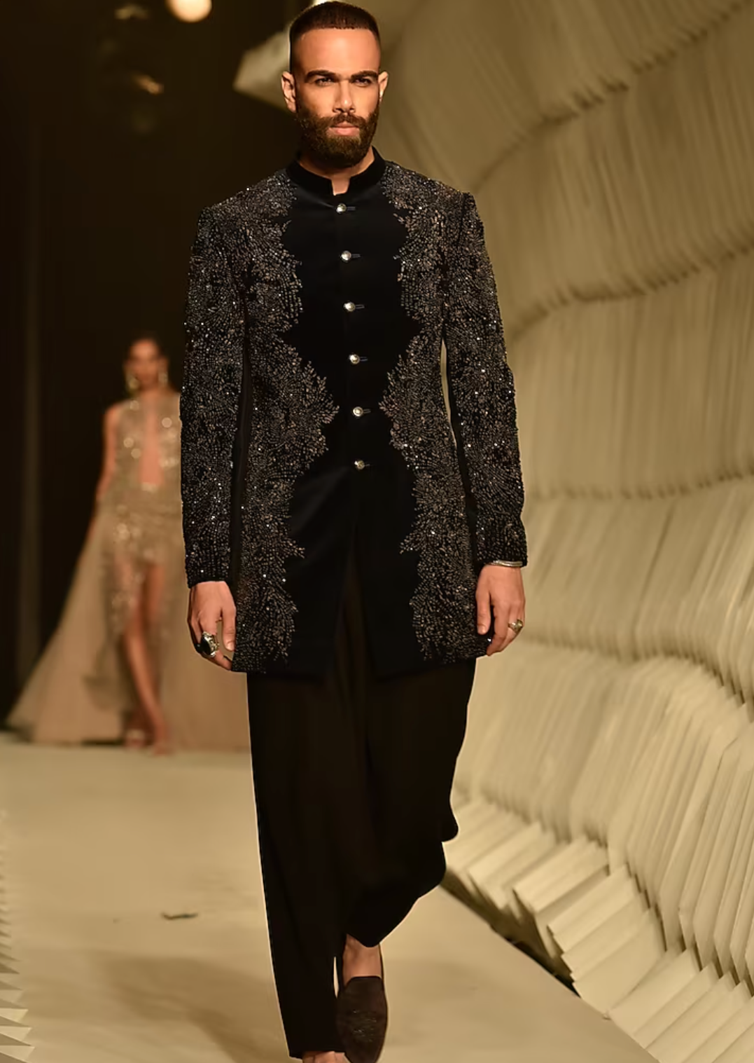 Iwan Sherwani