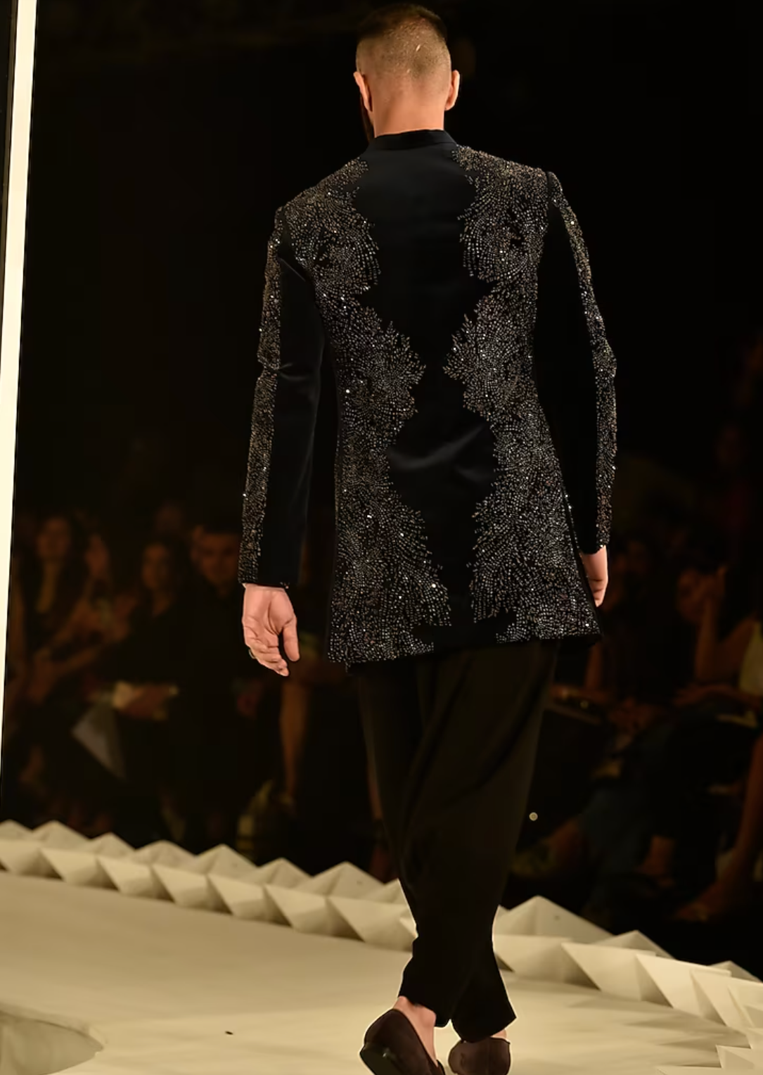 Iwan Sherwani