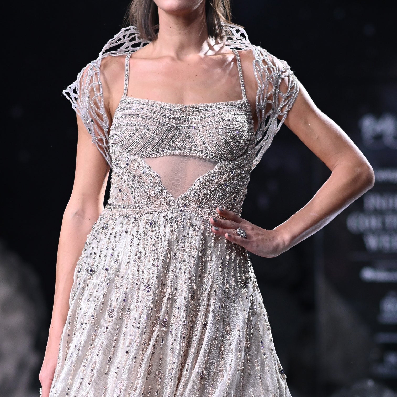 Athena Tissue Gown