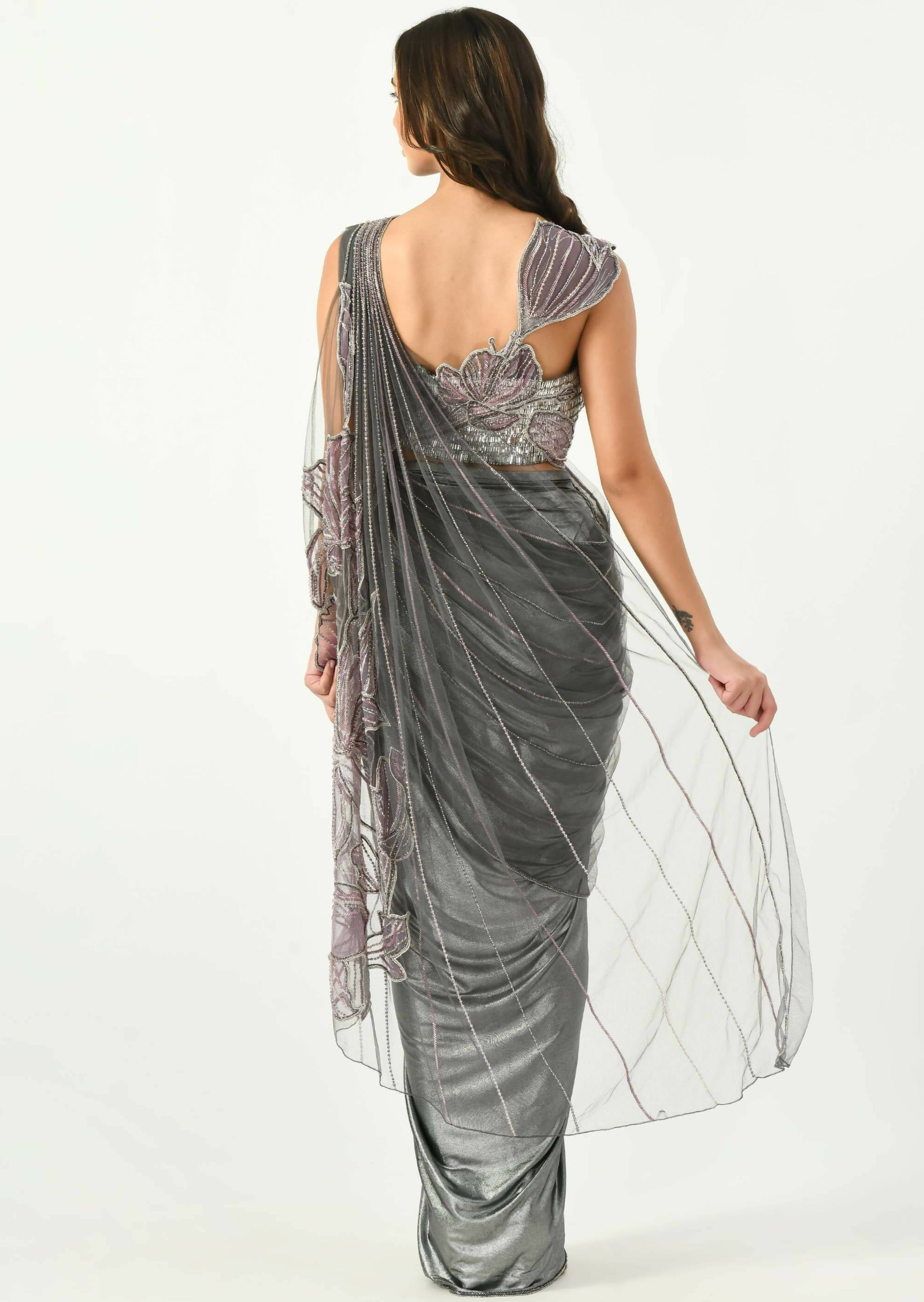 Salena Sari