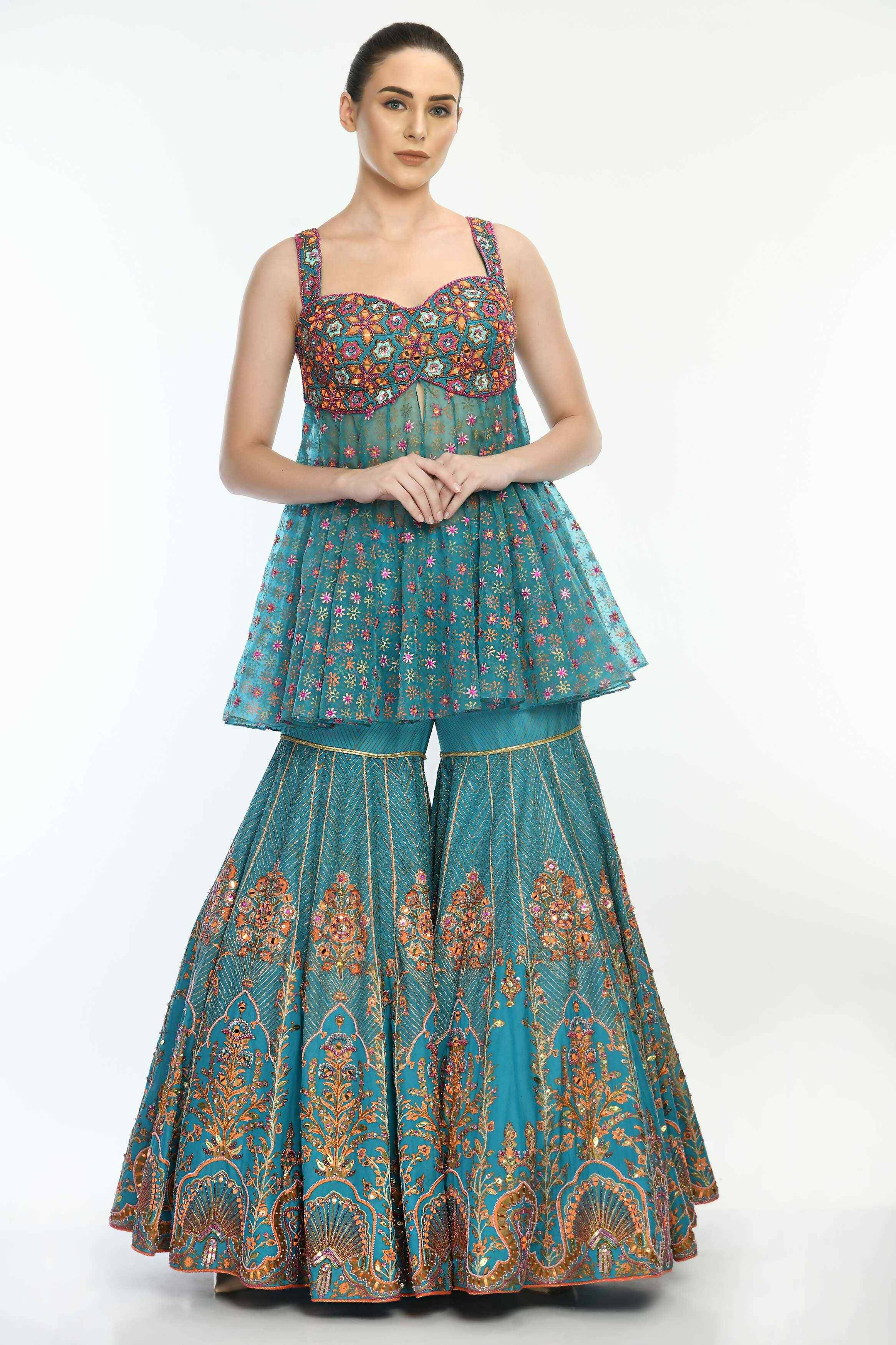 Amyra Sharara Set