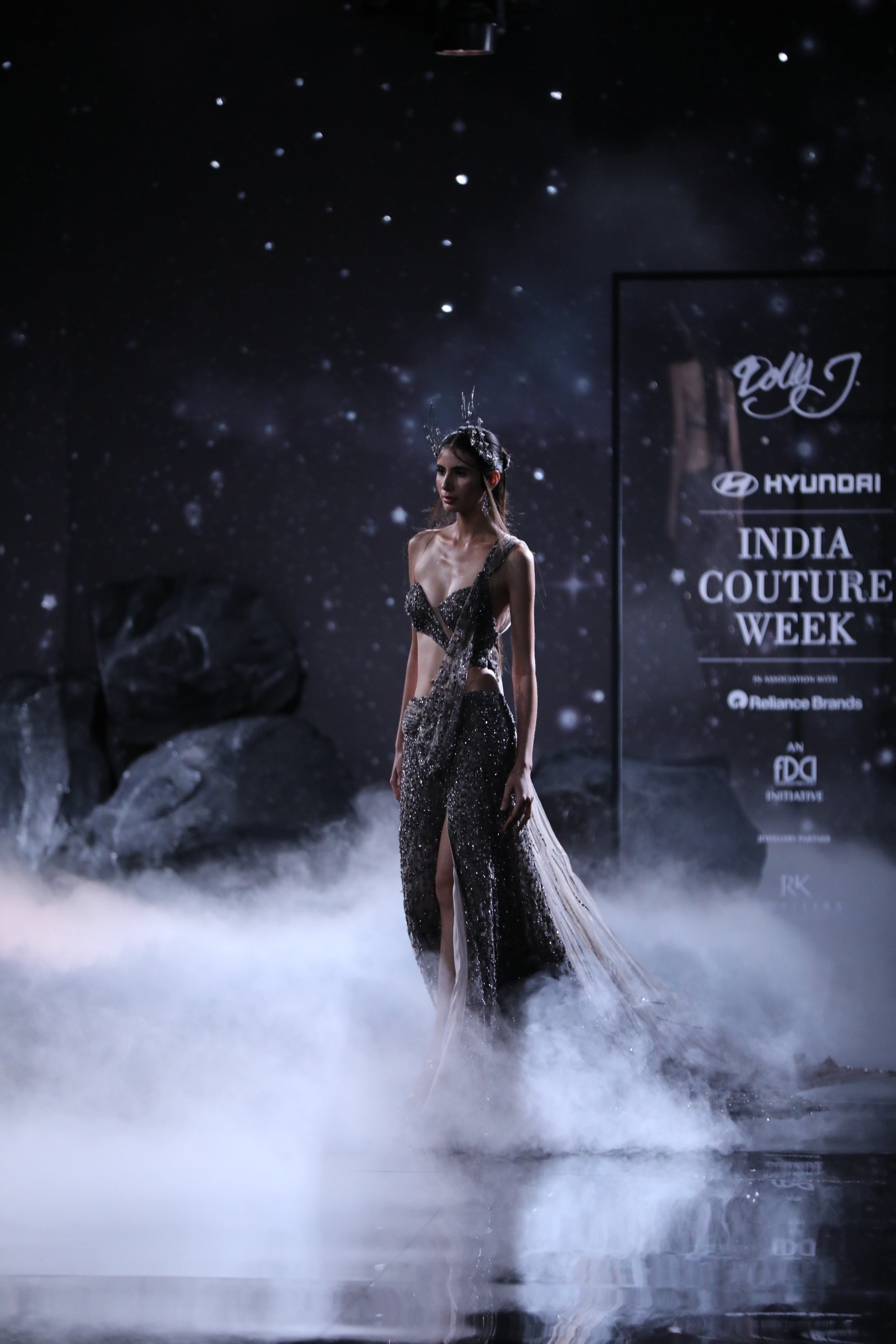 Arete Shimmer Tulle Sari Gown