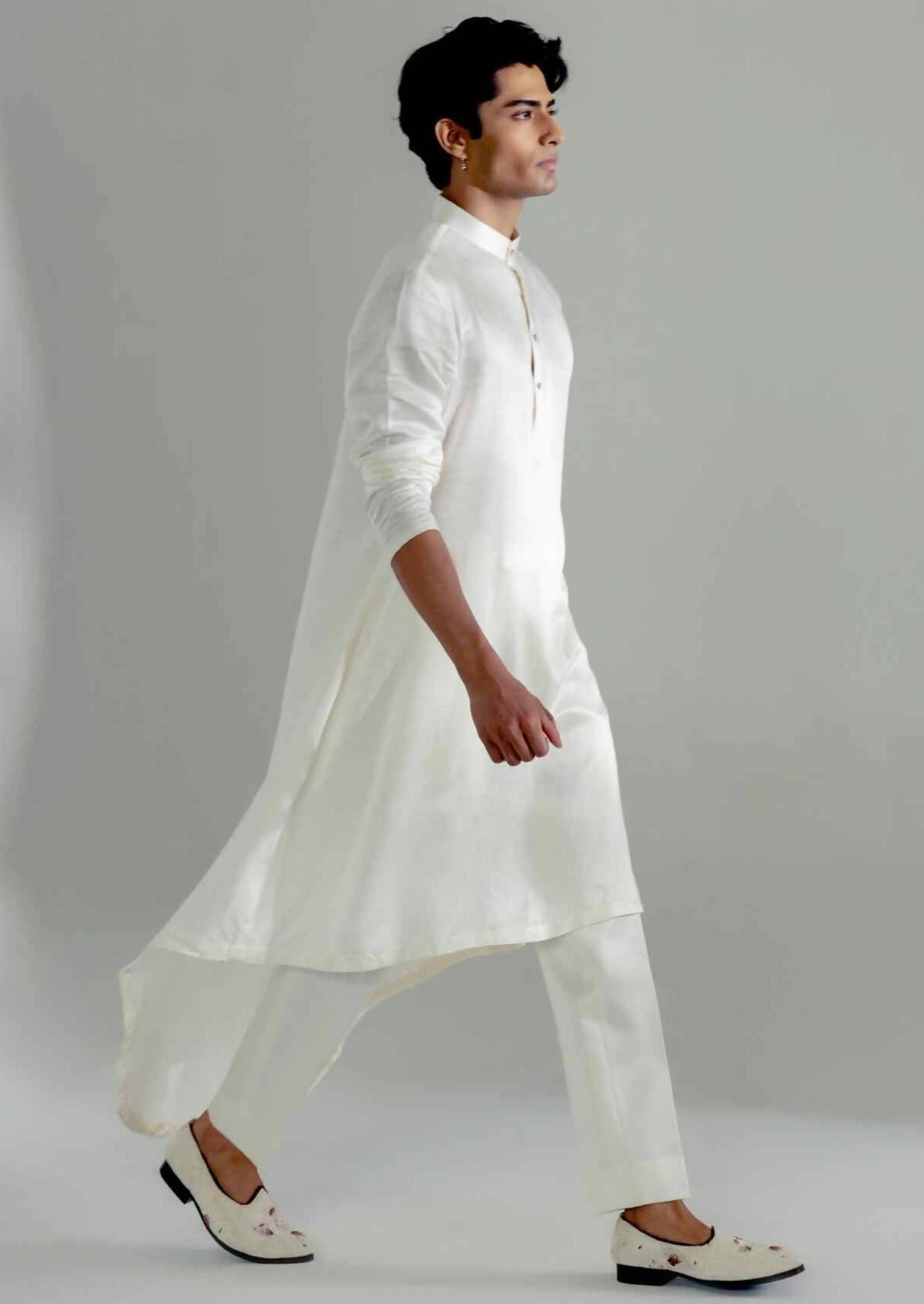 La Vie Sherwani Set