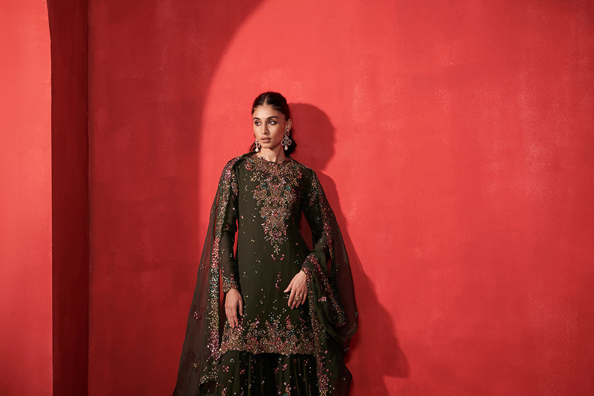 Claire Sharara Set