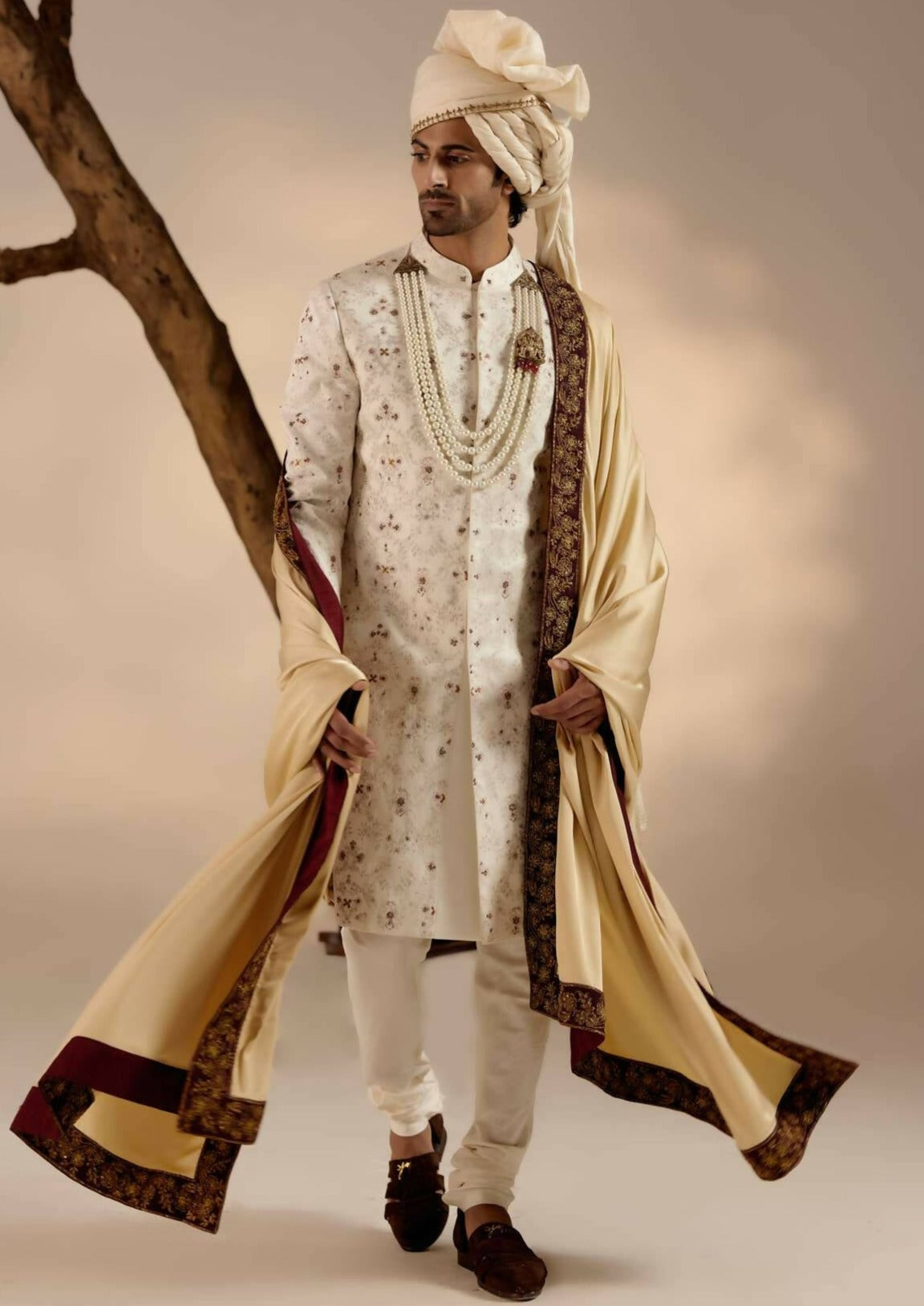 Rouge Wane Sherwani
