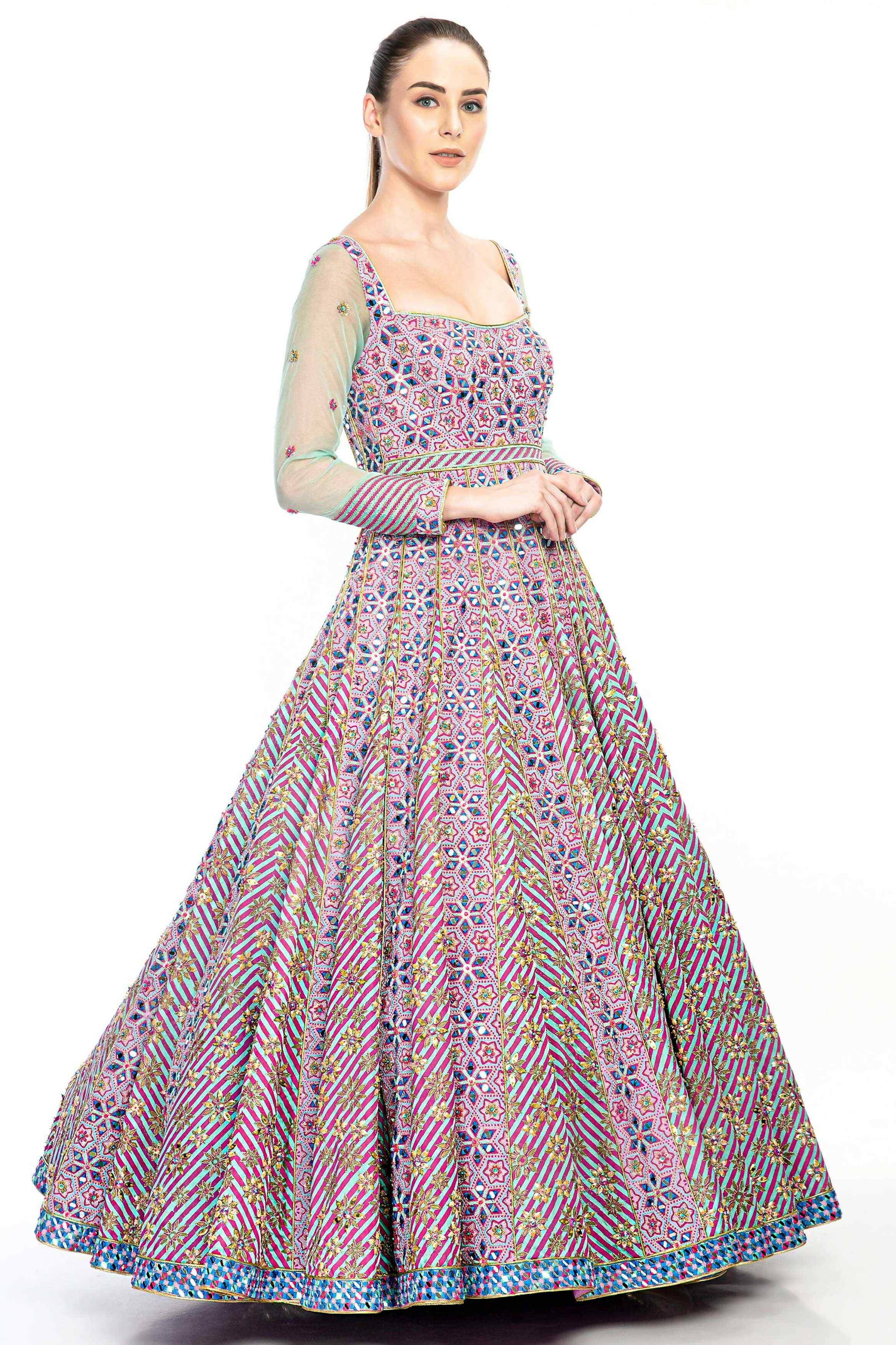 Aqsa Anarkali