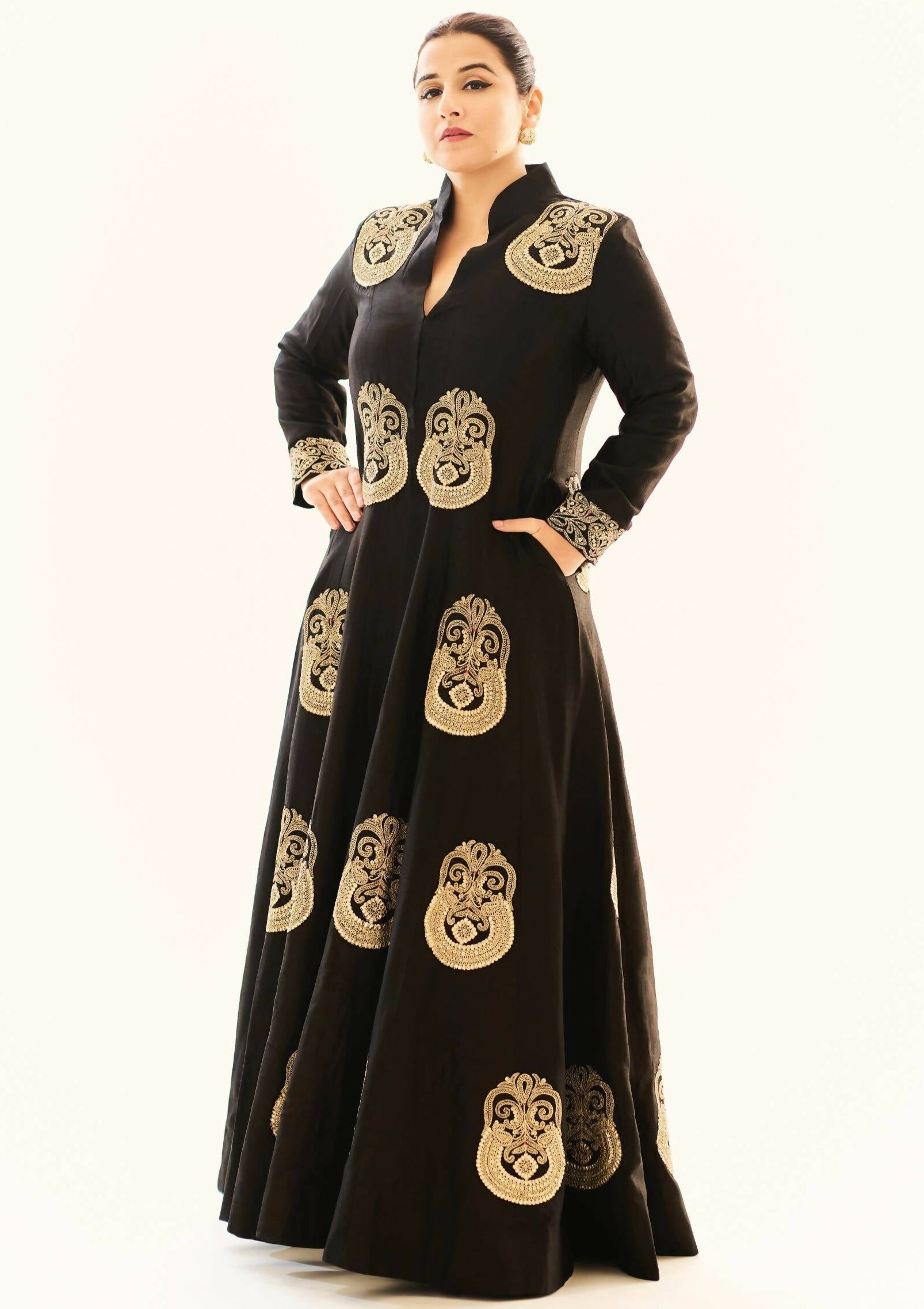Vidya Balan Black Fo Jacket Set