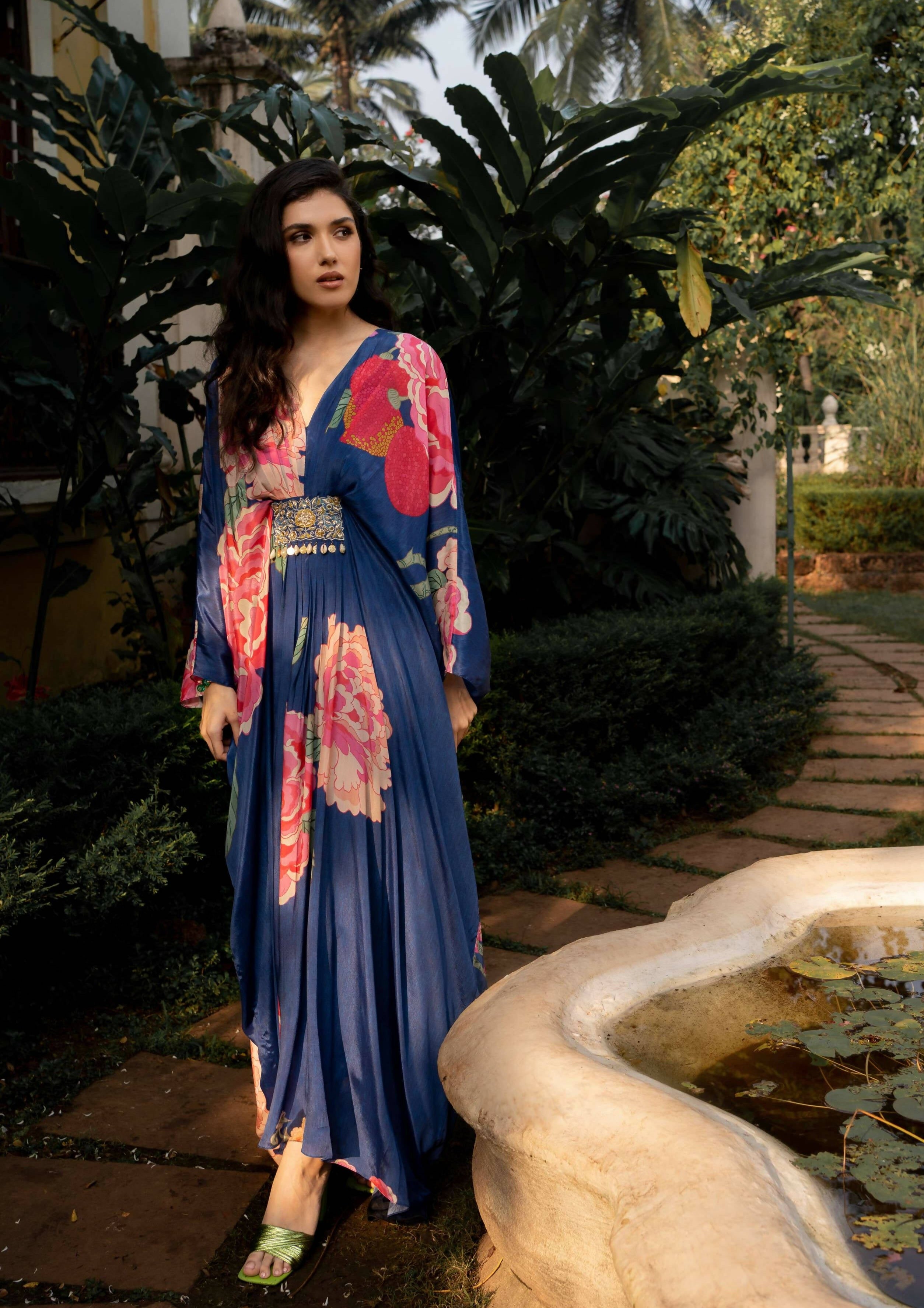 Blooming Big Floral Kaftan Set