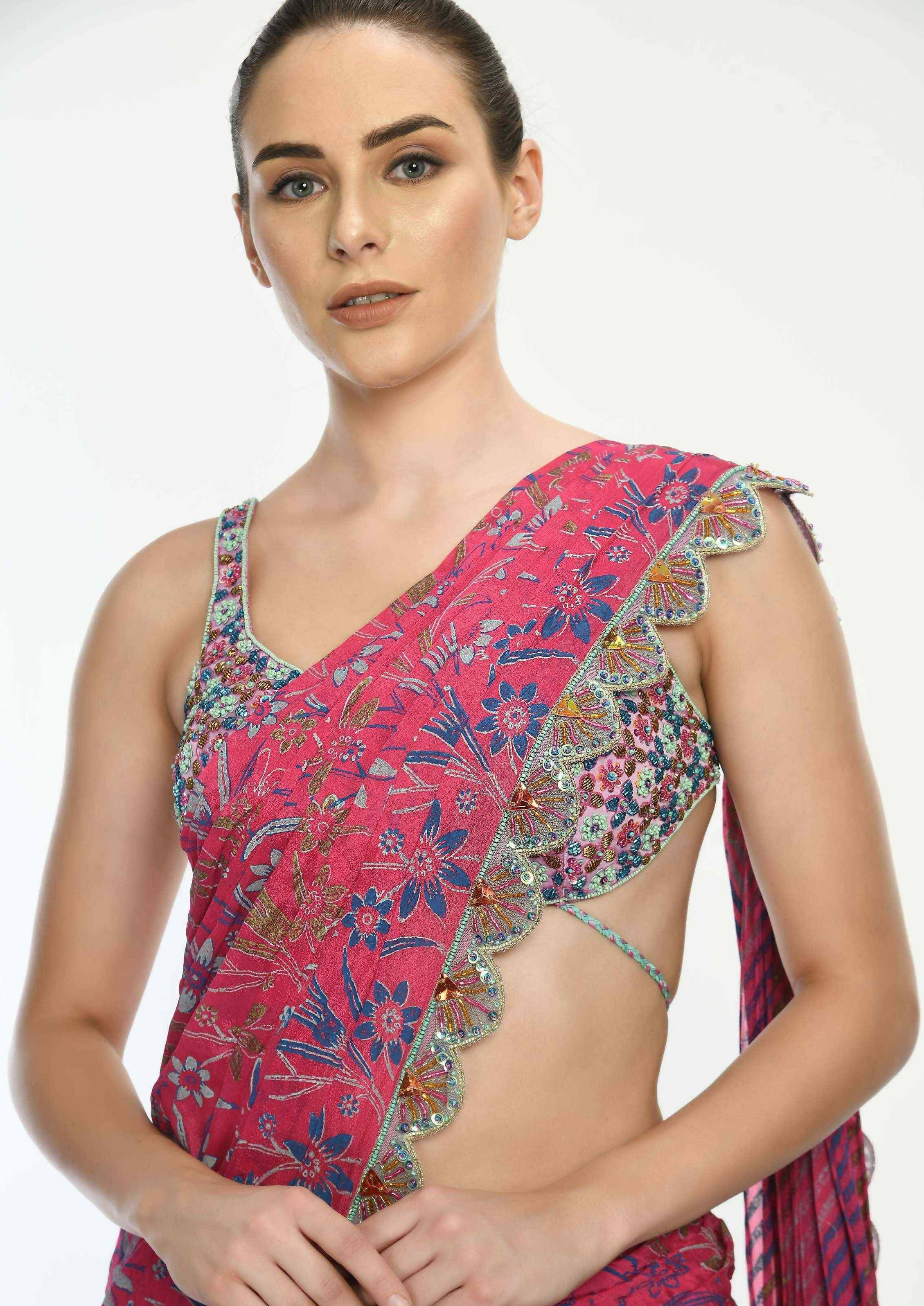 Lynna Sari