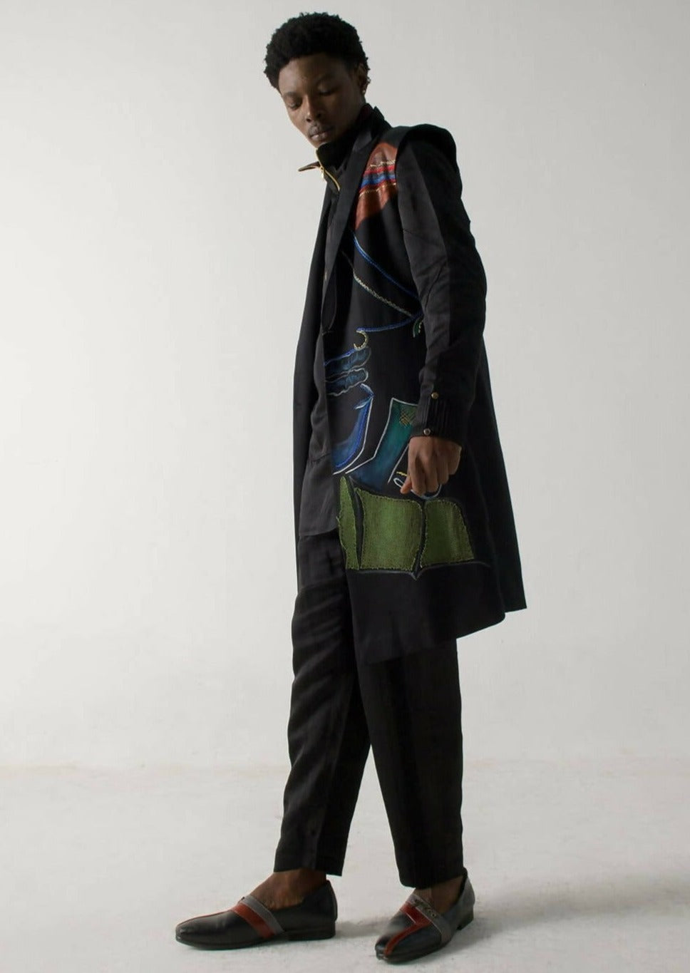 Black Hand Painted Sleeveless Long Jacket Set