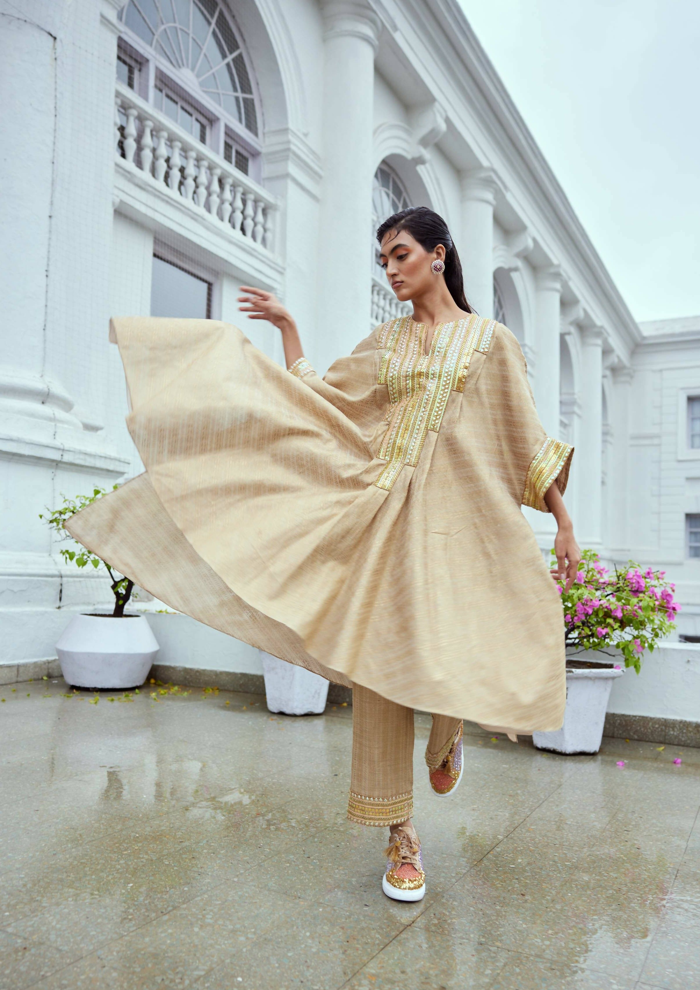 Khanak Kaftan Set