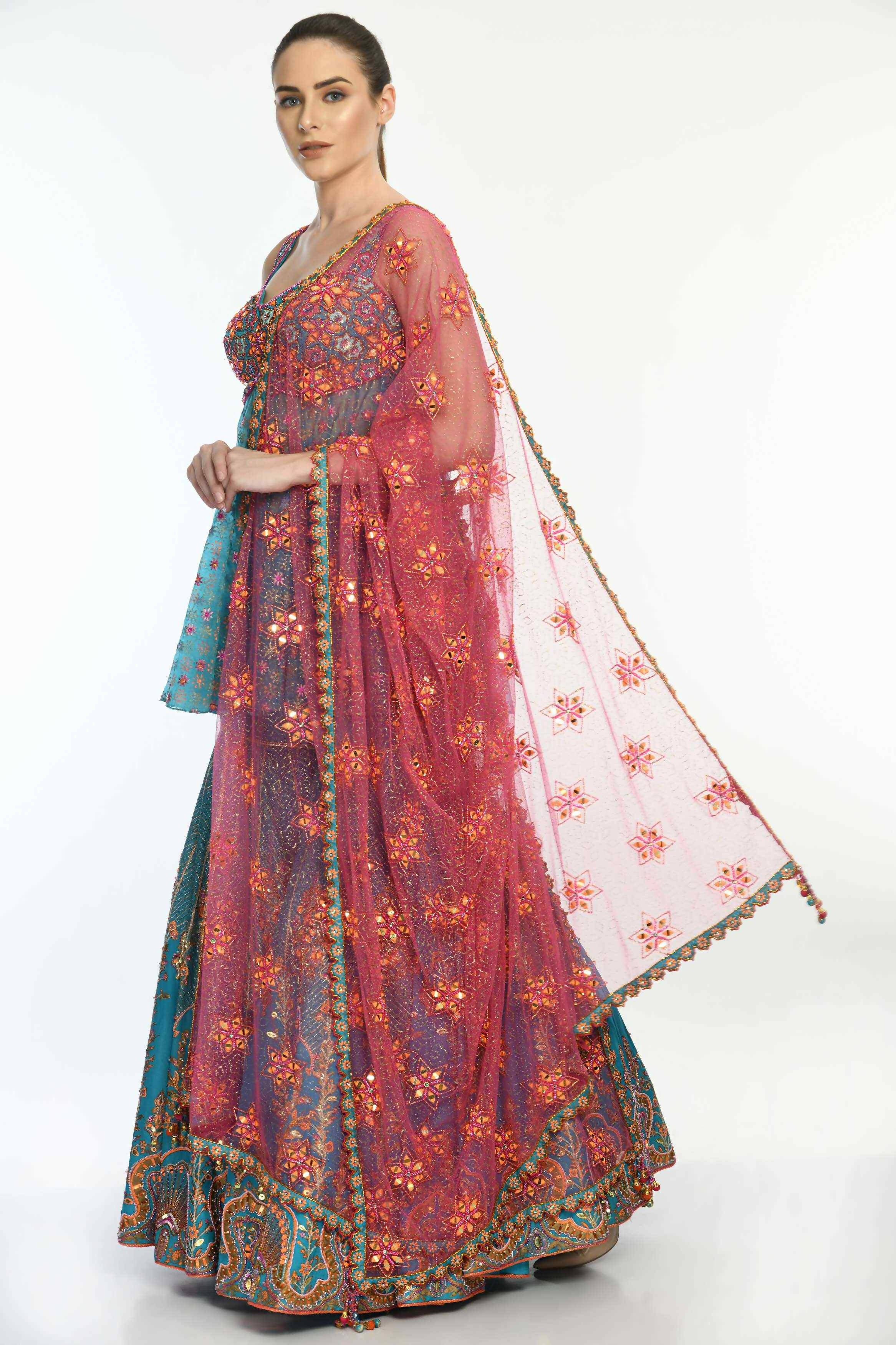 Amyra Sharara Set
