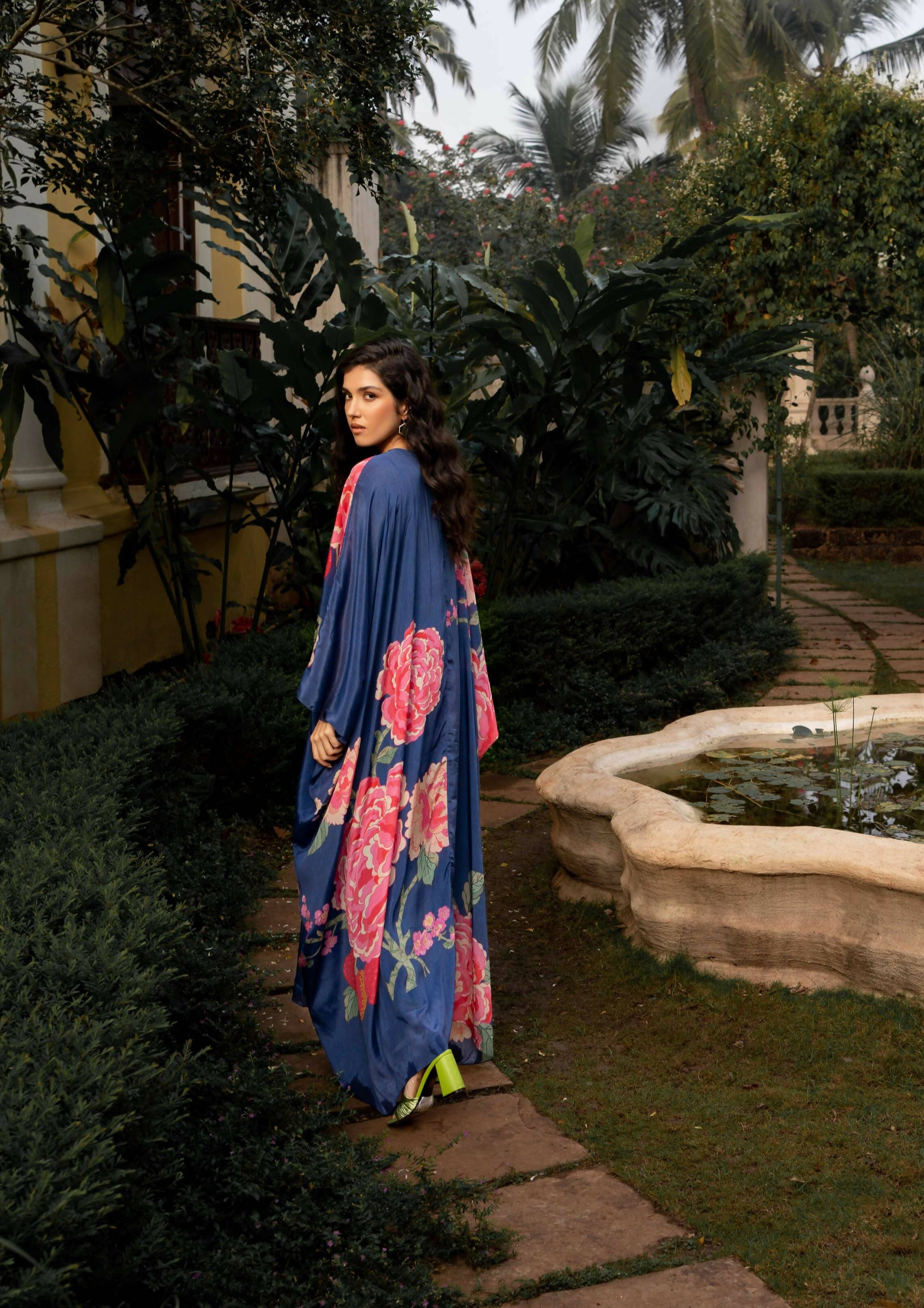 Blooming Big Floral Kaftan Set