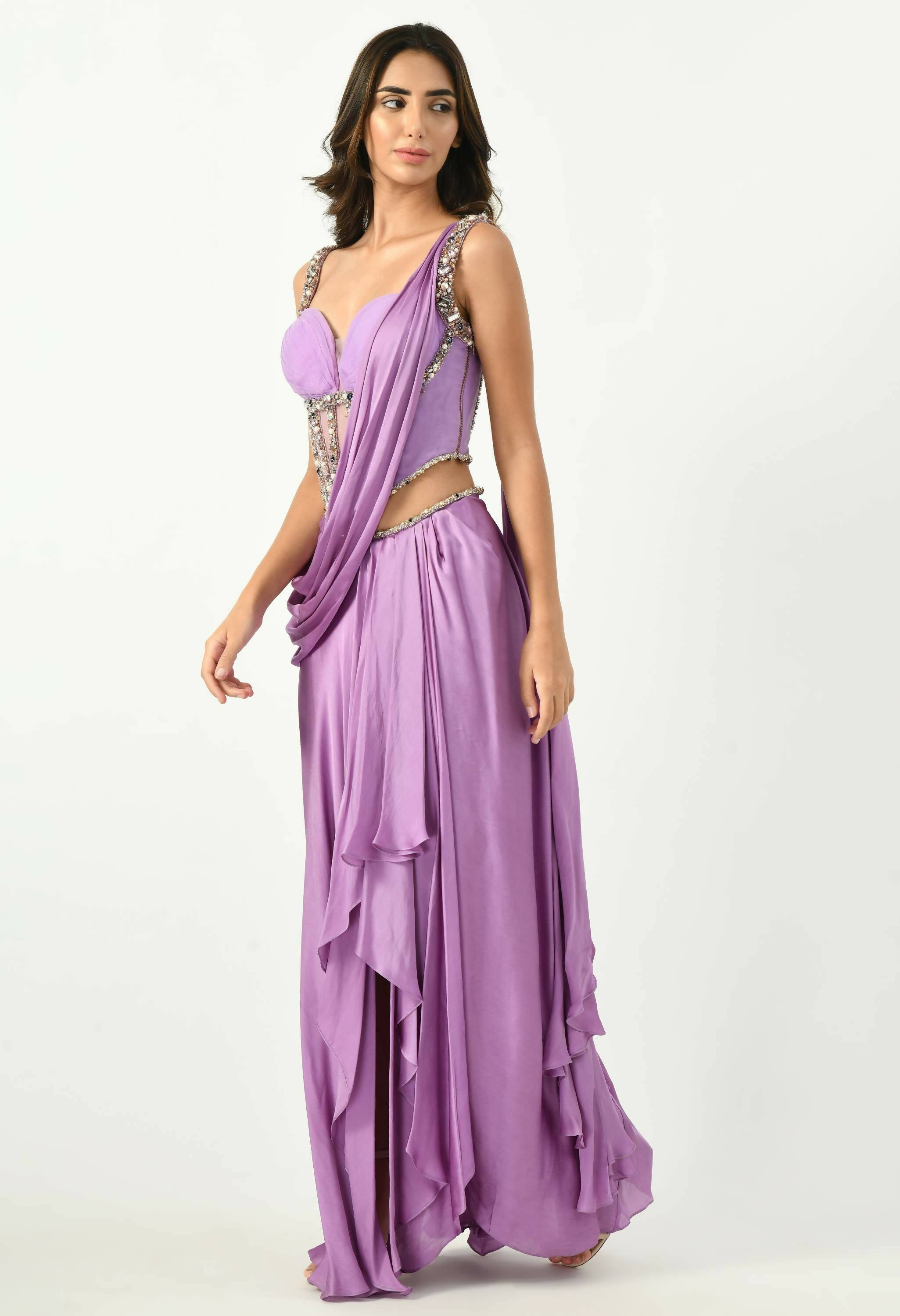 Alisha Sari