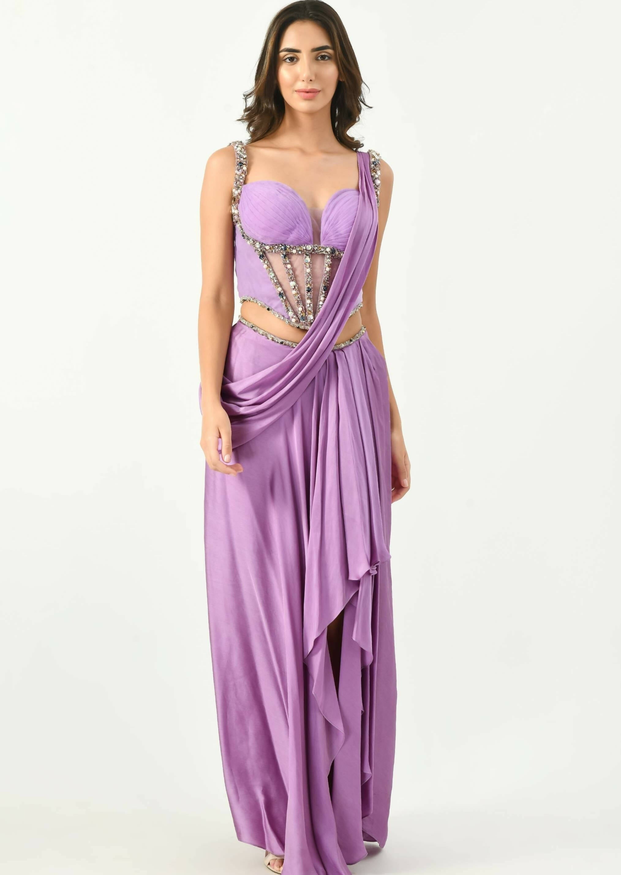 Alisha Sari